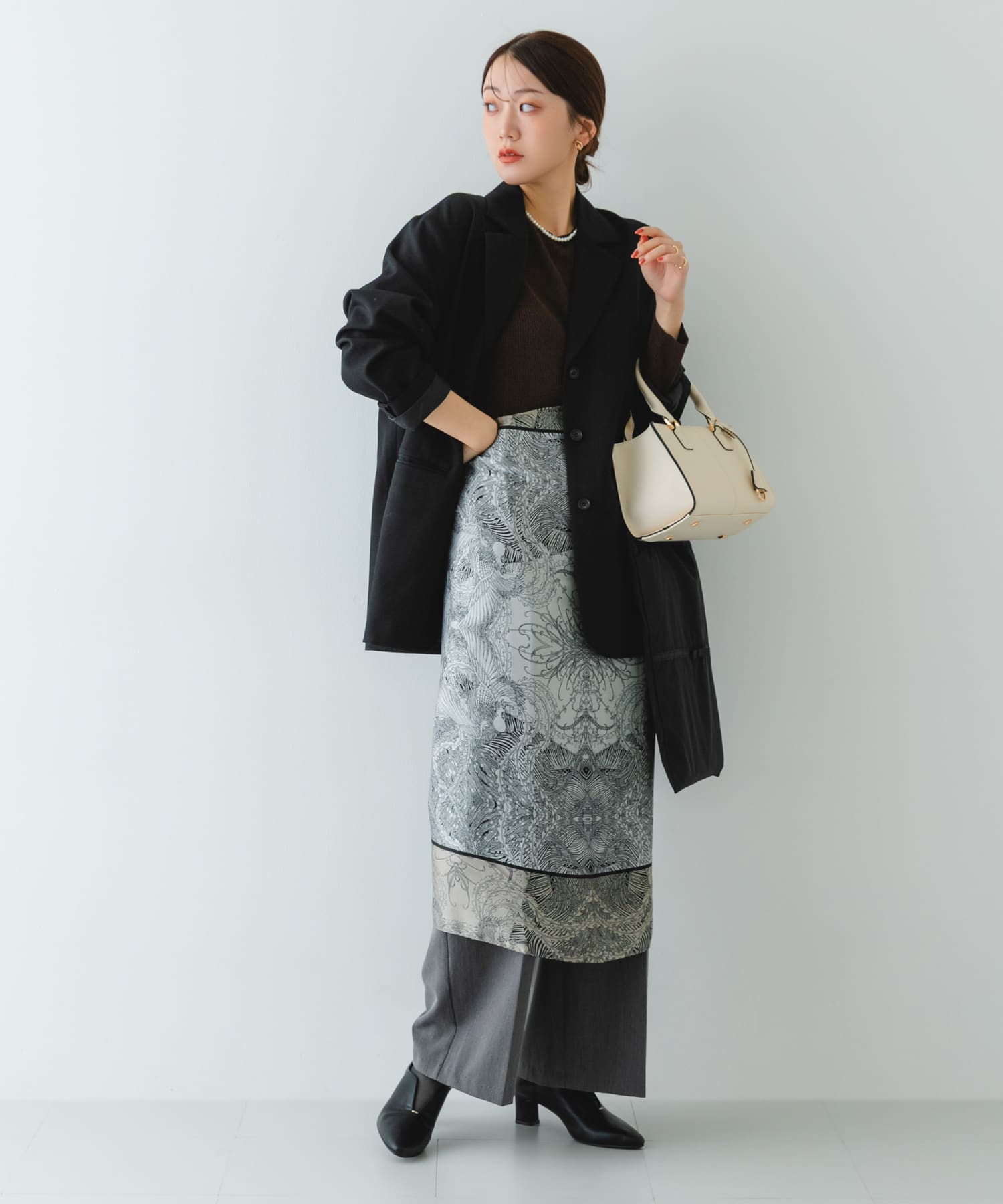 3セットチャームスクエアバッグ IVORY One