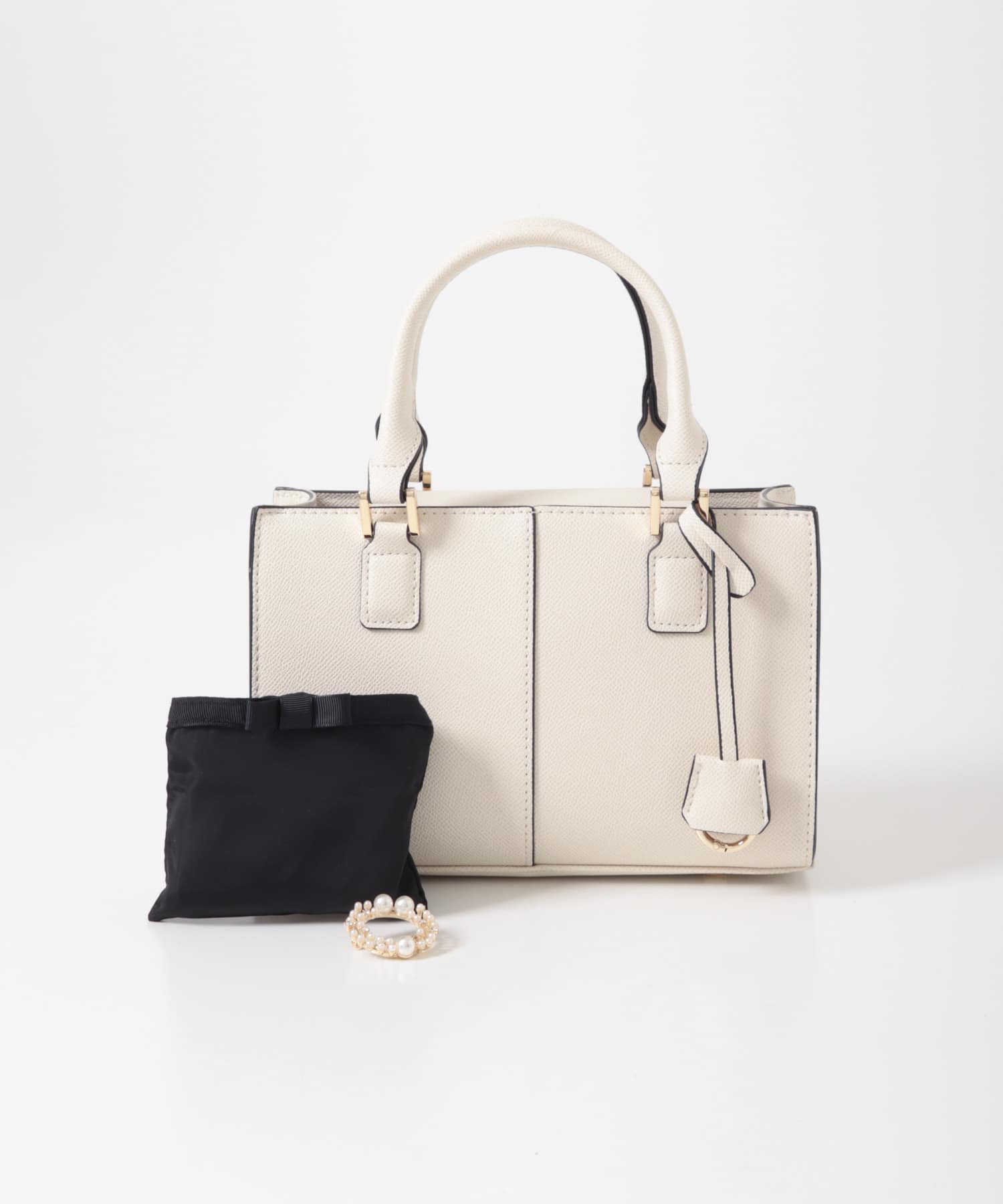 3セットチャームスクエアバッグ IVORY One