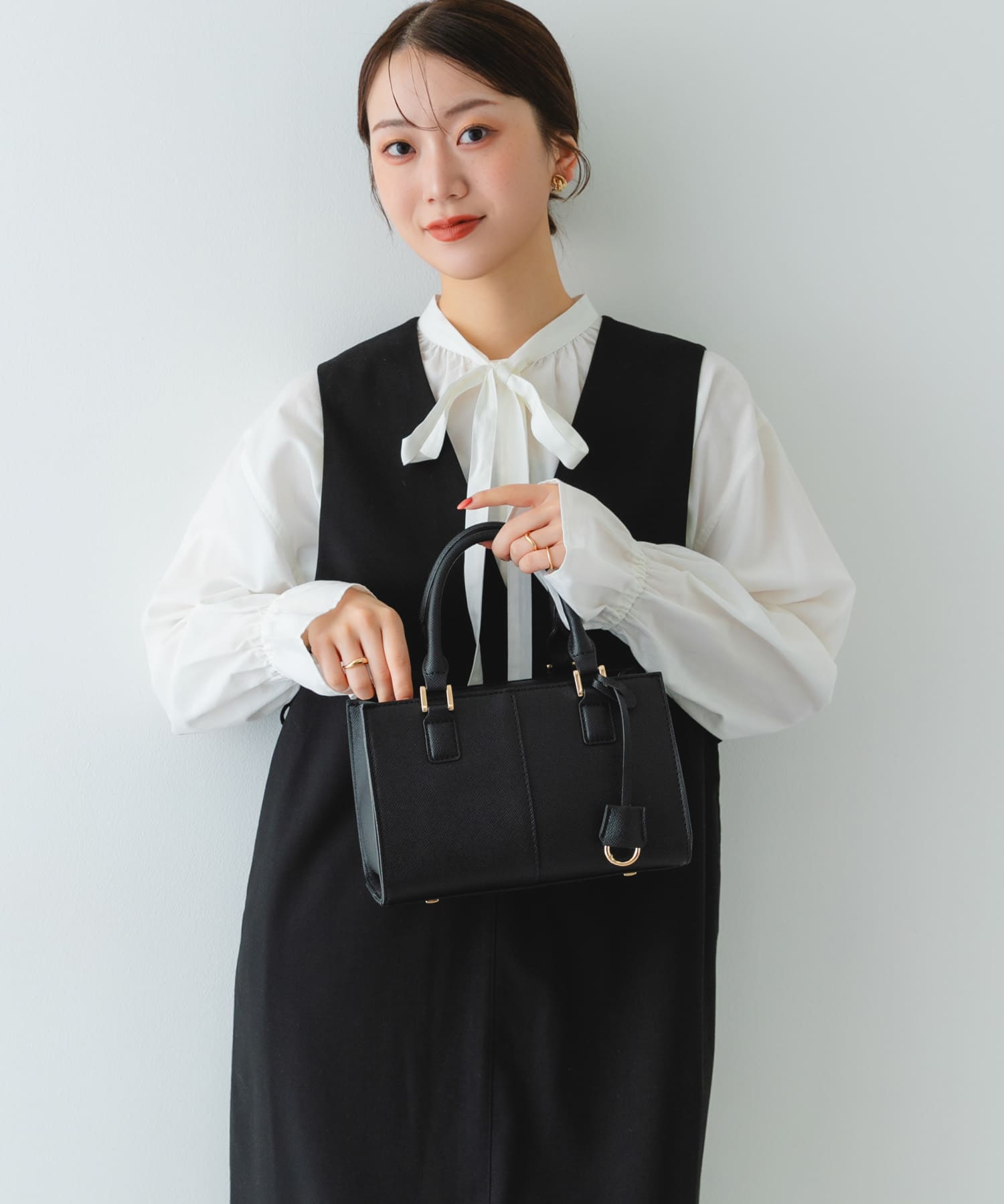 3セットチャームスクエアバッグ BLACK One