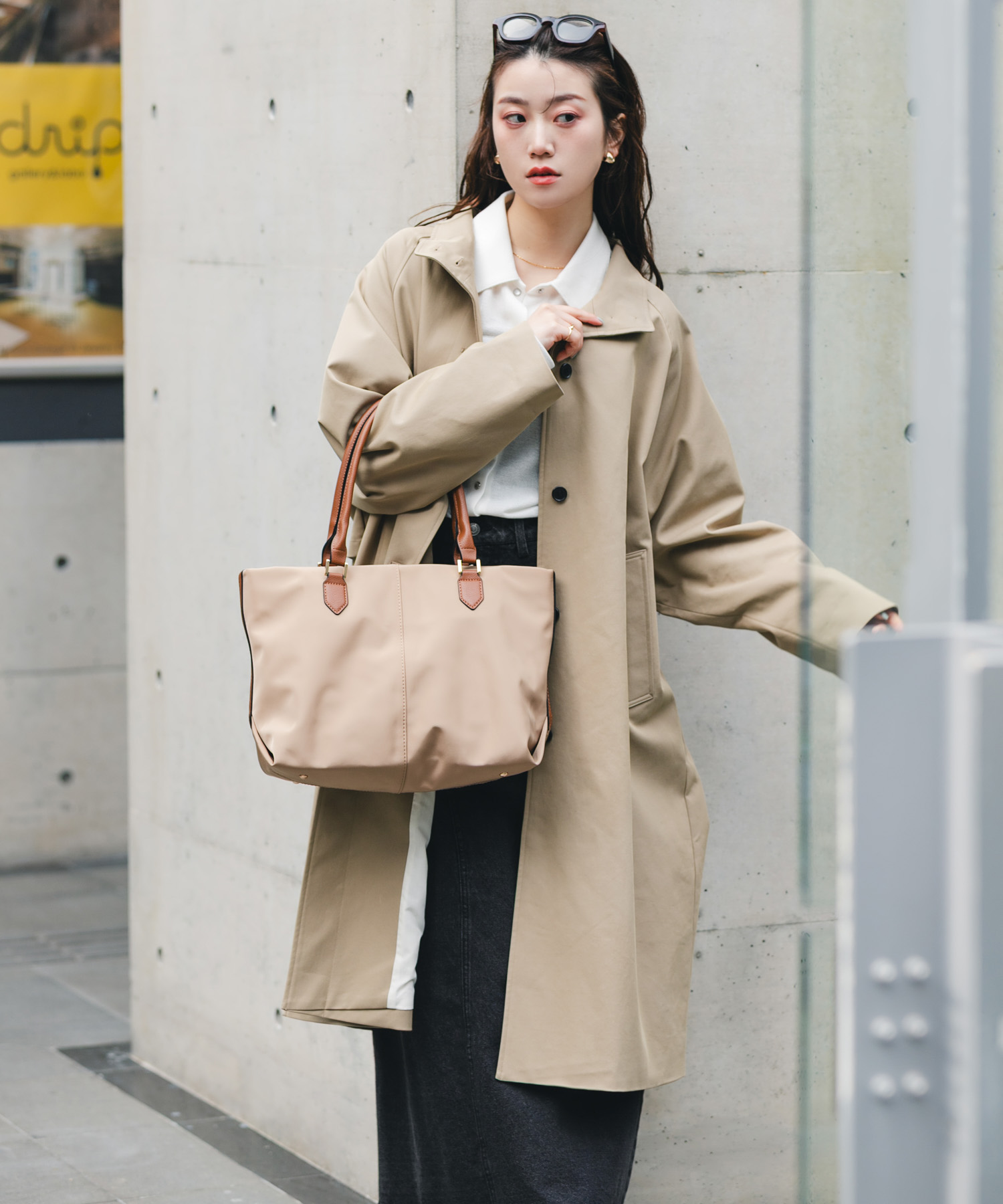 撥水ミドルトートバッグ