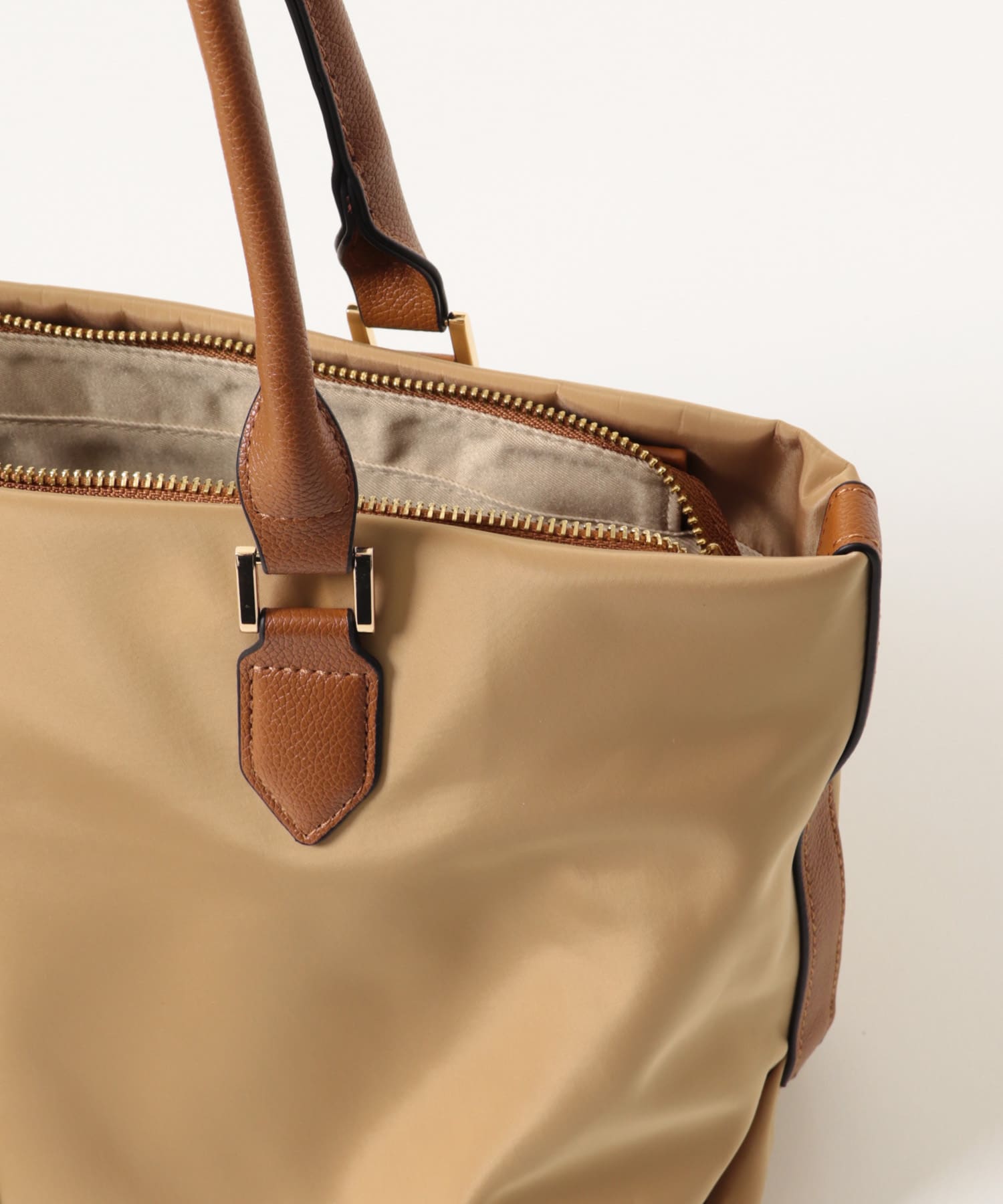 撥水ミドルトートバッグ BEGxCML One