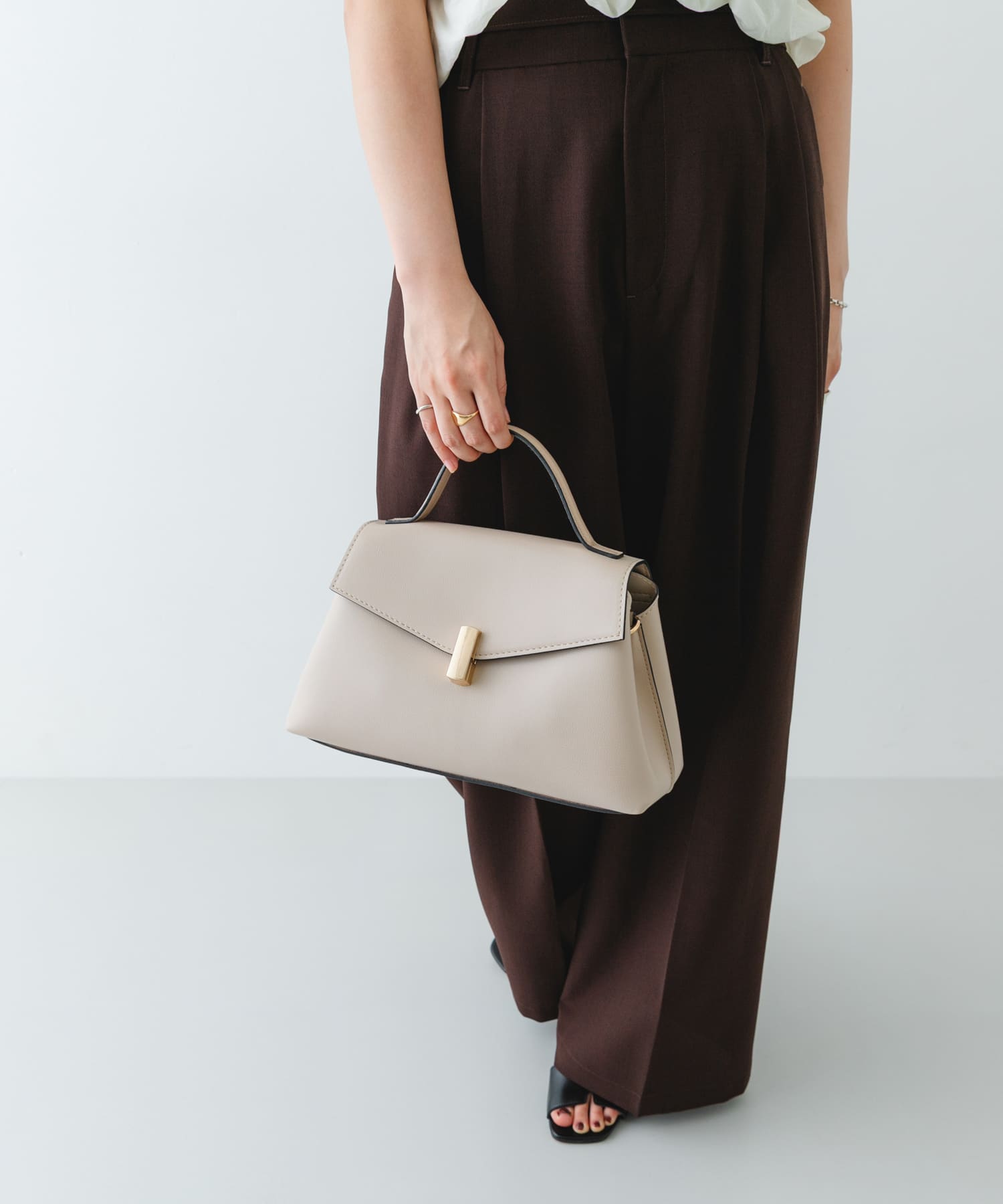 IVORY