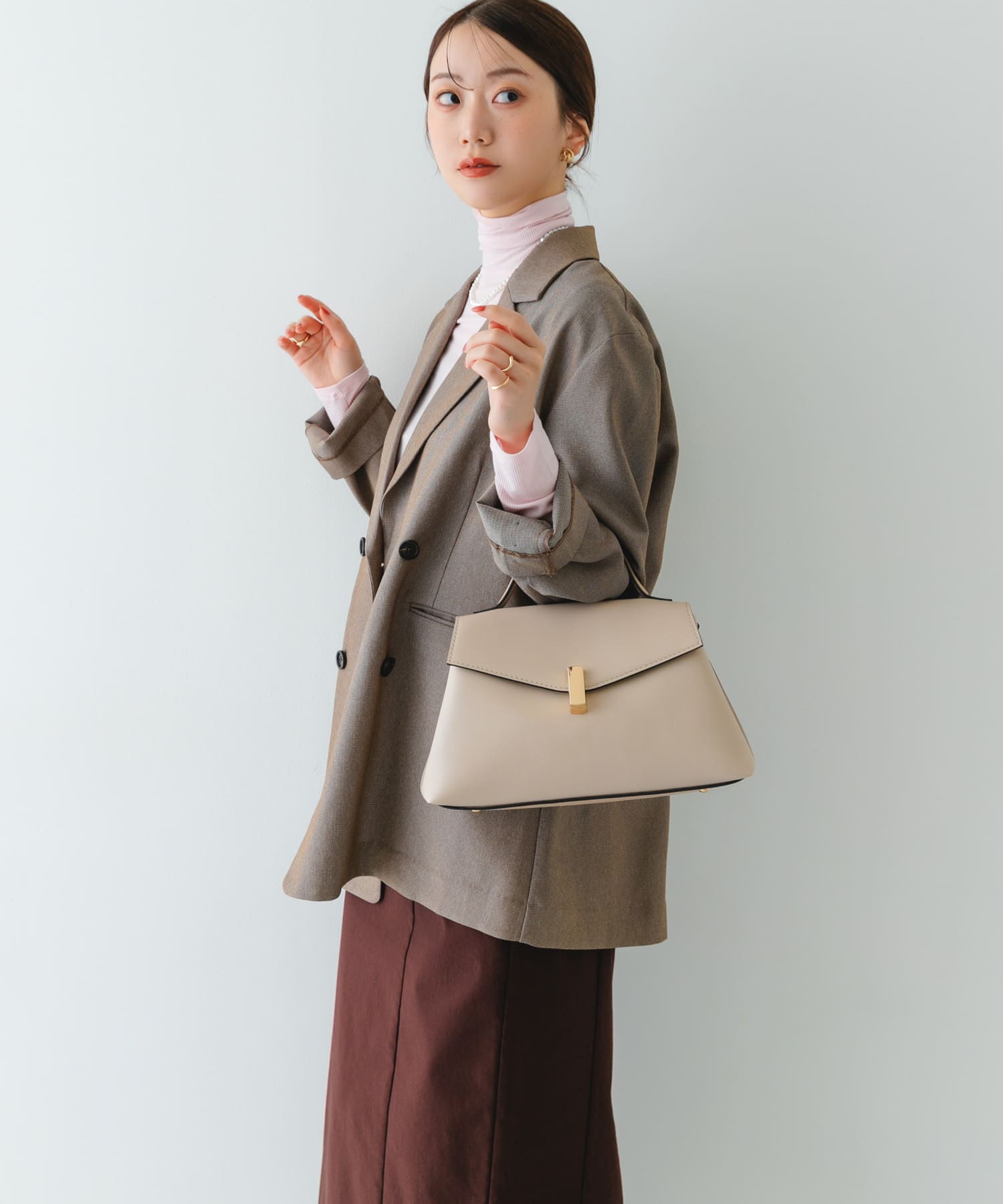 フラップワンハンドルバッグ IVORY One