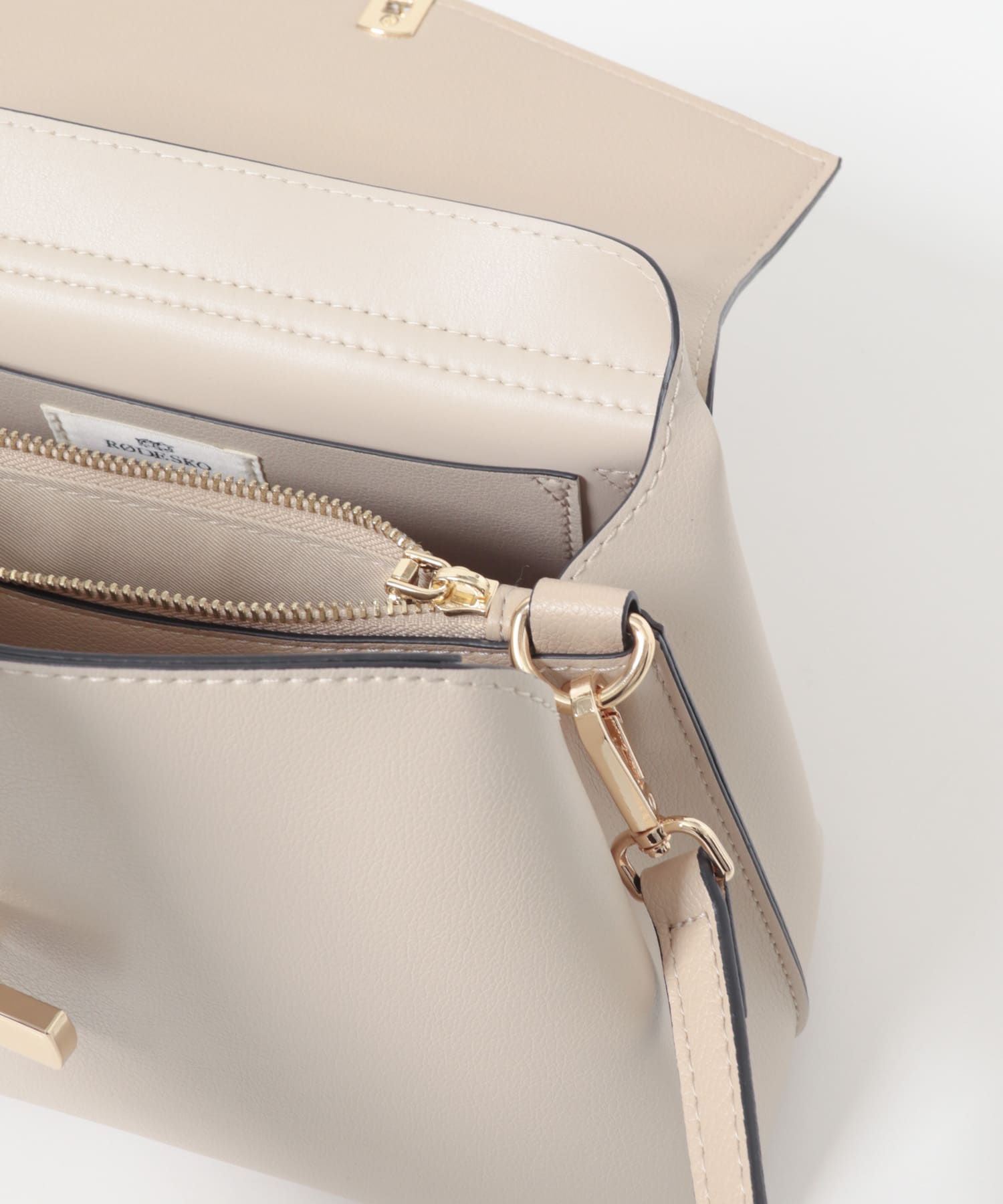 フラップワンハンドルバッグ IVORY One