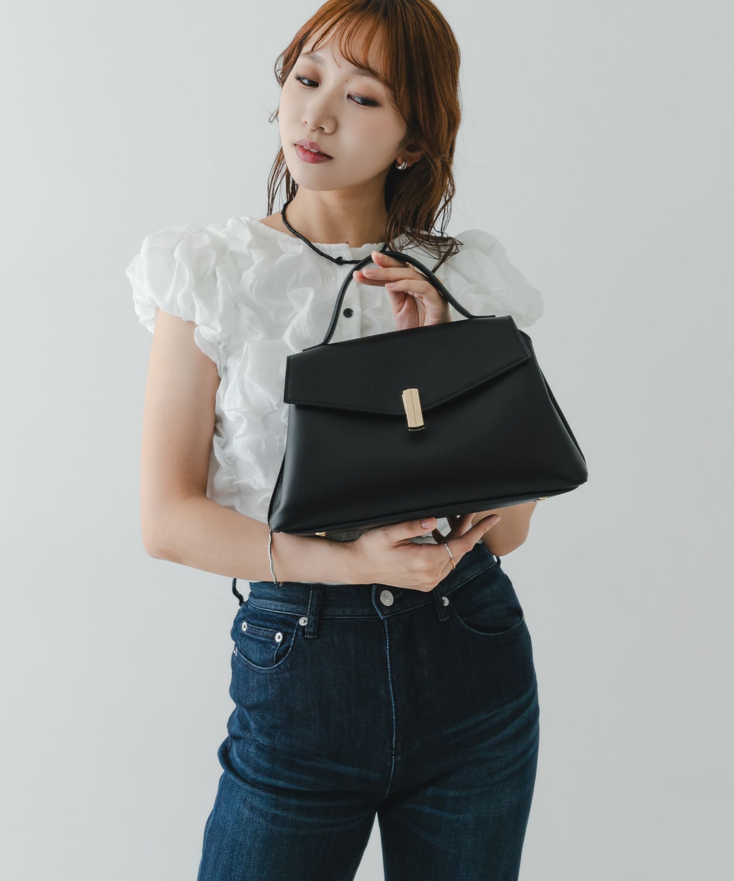 フラップワンハンドルバッグ BLACK One