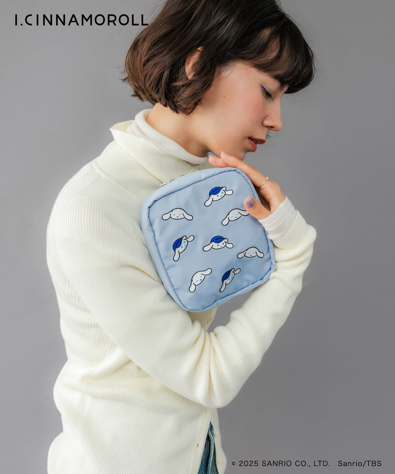 アイシナモロール スクエアポーチ LIGHT BLUE One