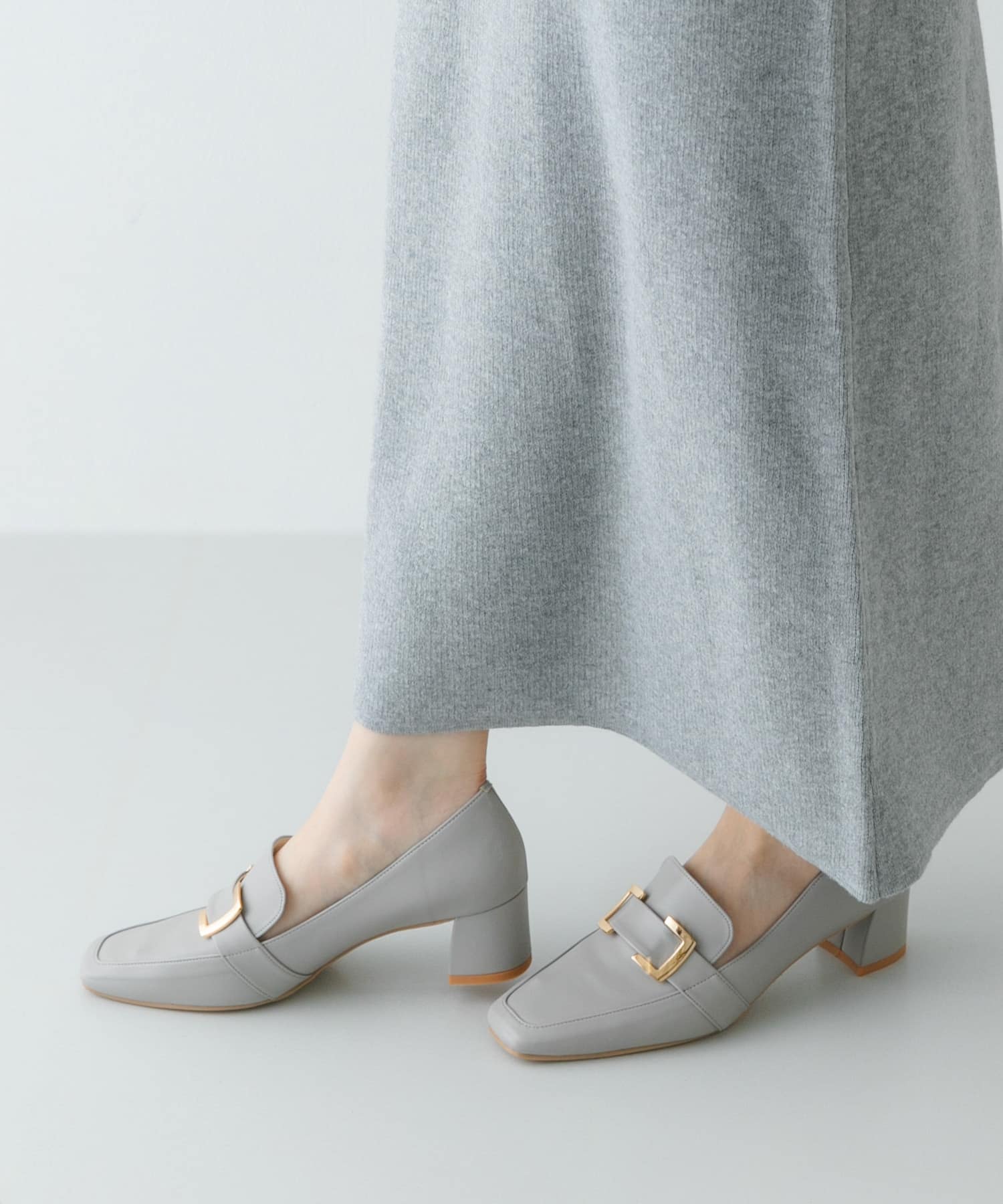 『MADE IN JAPAN』 4.5センチメタルヒールパンプス GRAY 36