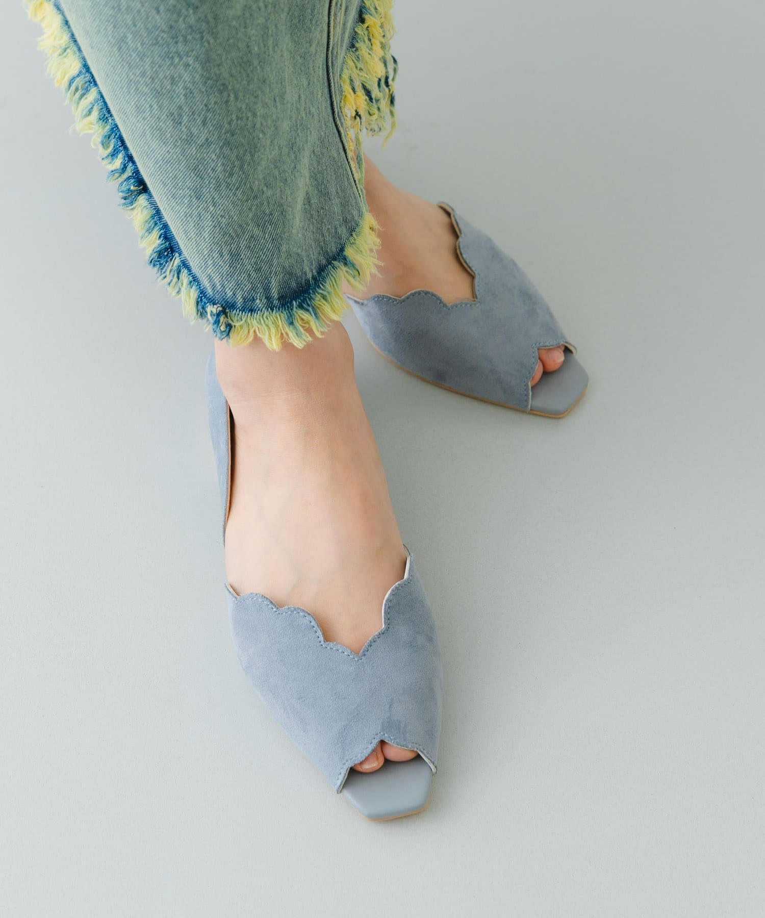 ピープトゥスカラップセパレートサンダル SAX 36