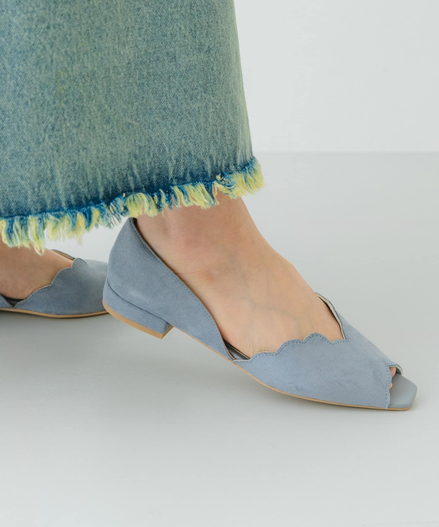 ピープトゥスカラップセパレートサンダル SAX 36