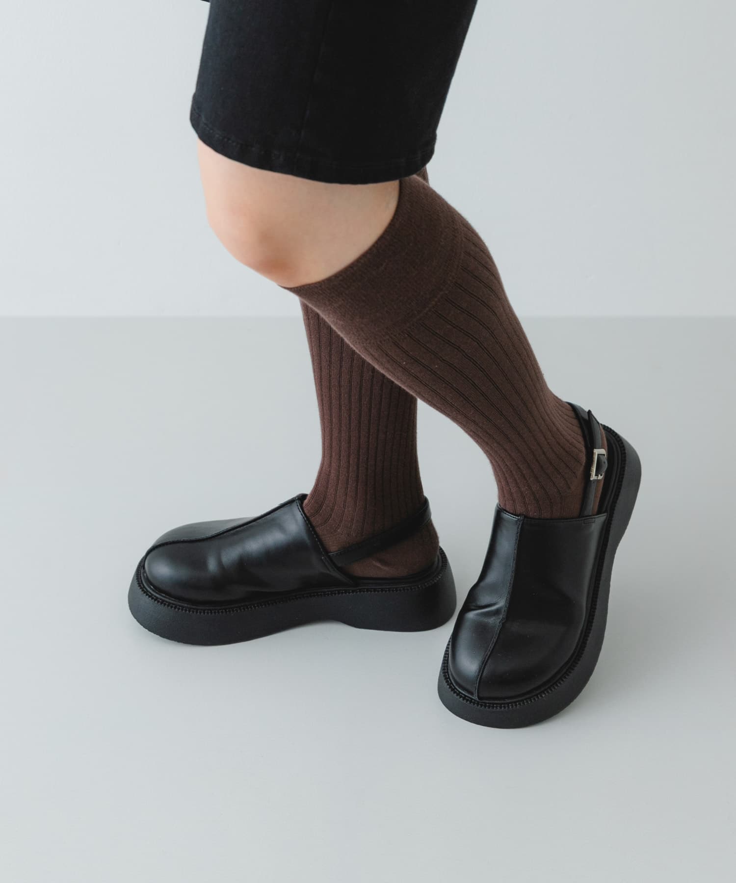 センターステッチクロッグ BLACK 36