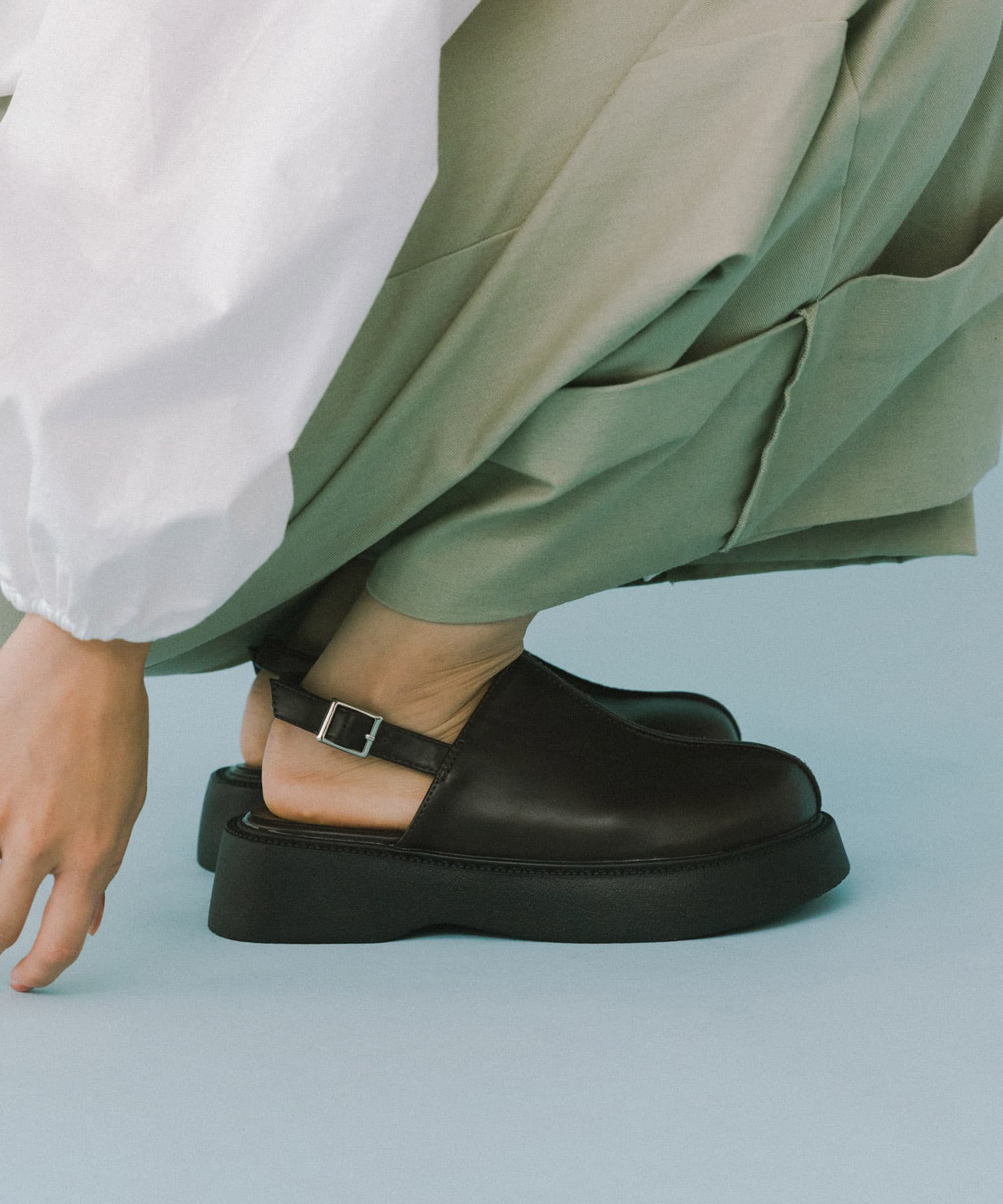 センターステッチクロッグ BLACK 37