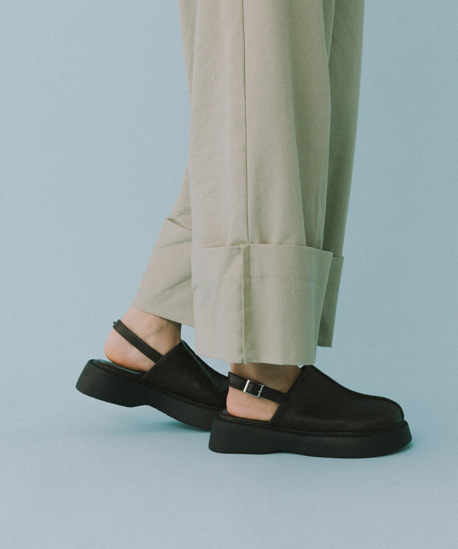 センターステッチクロッグ BLACK 37