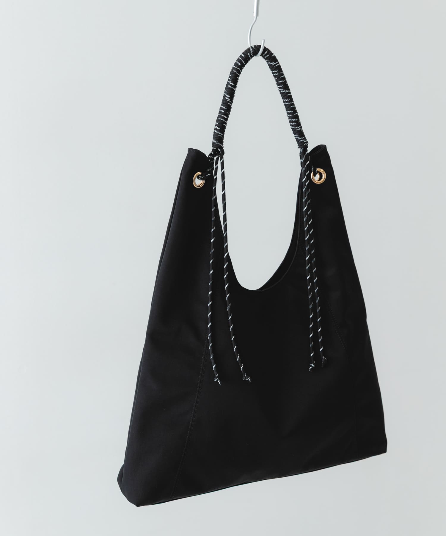 コードハンドルバッグ BLKxBLK One