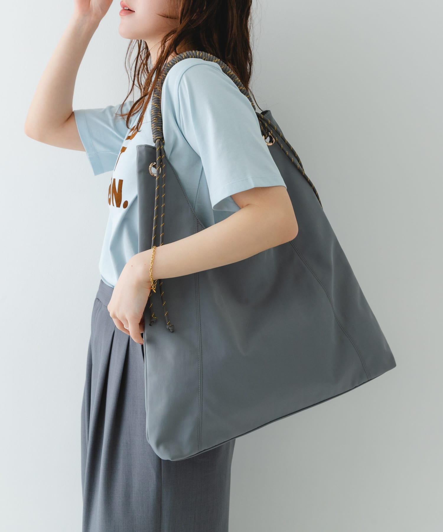 コードハンドルバッグ GRYxTAUPE One