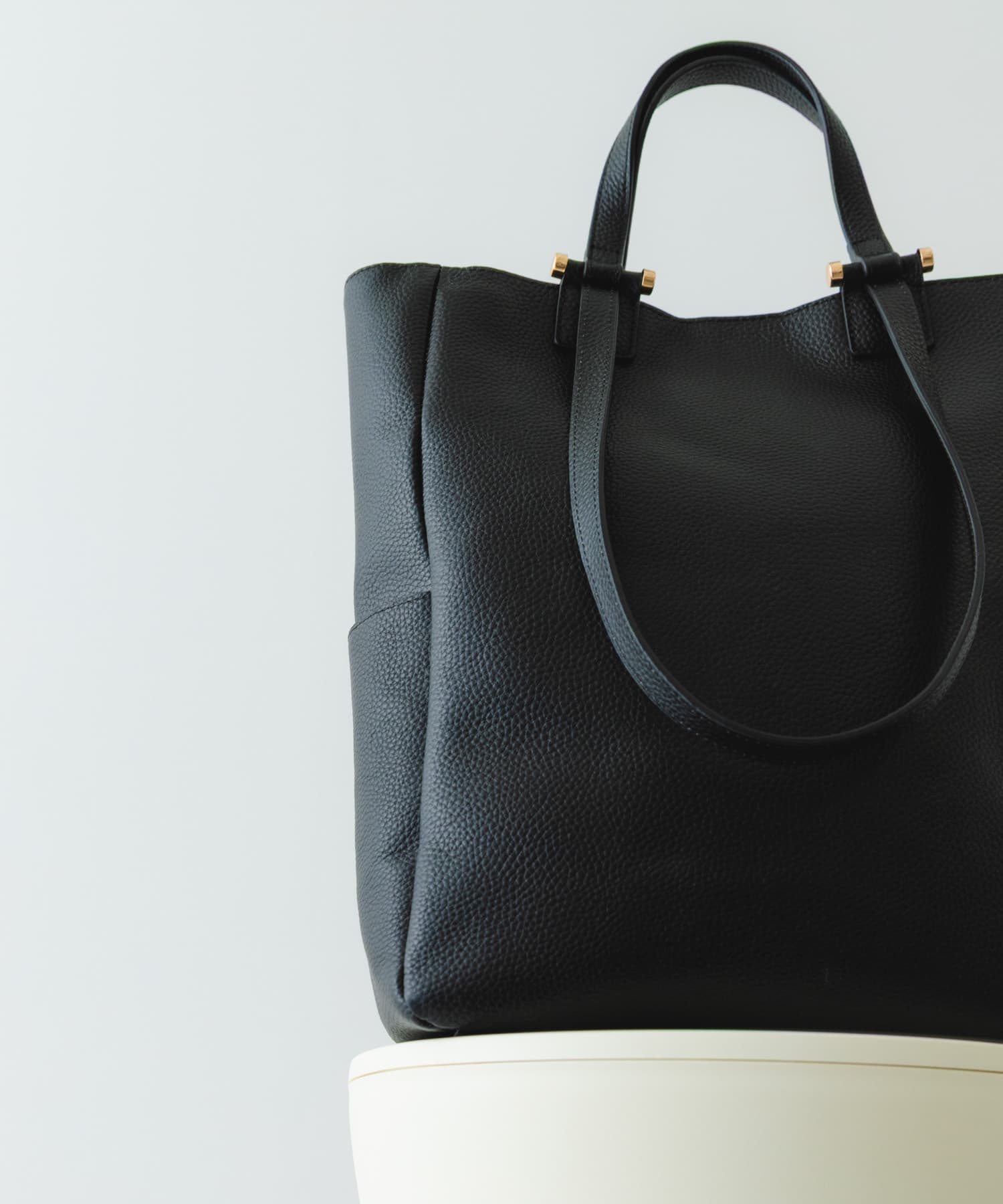 レザー2WAYトートバッグ BLACK One