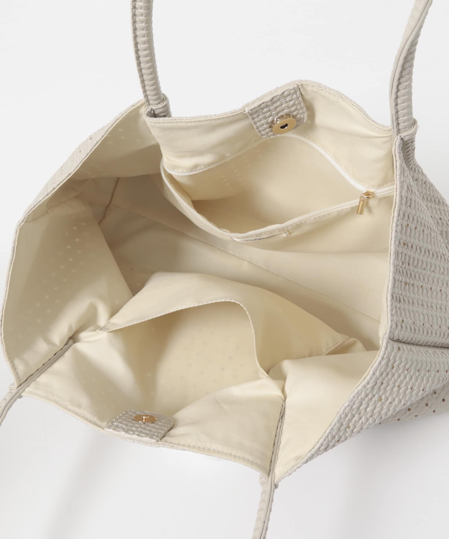 ポーチ付パンチングラージトートバッグ IVORY One
