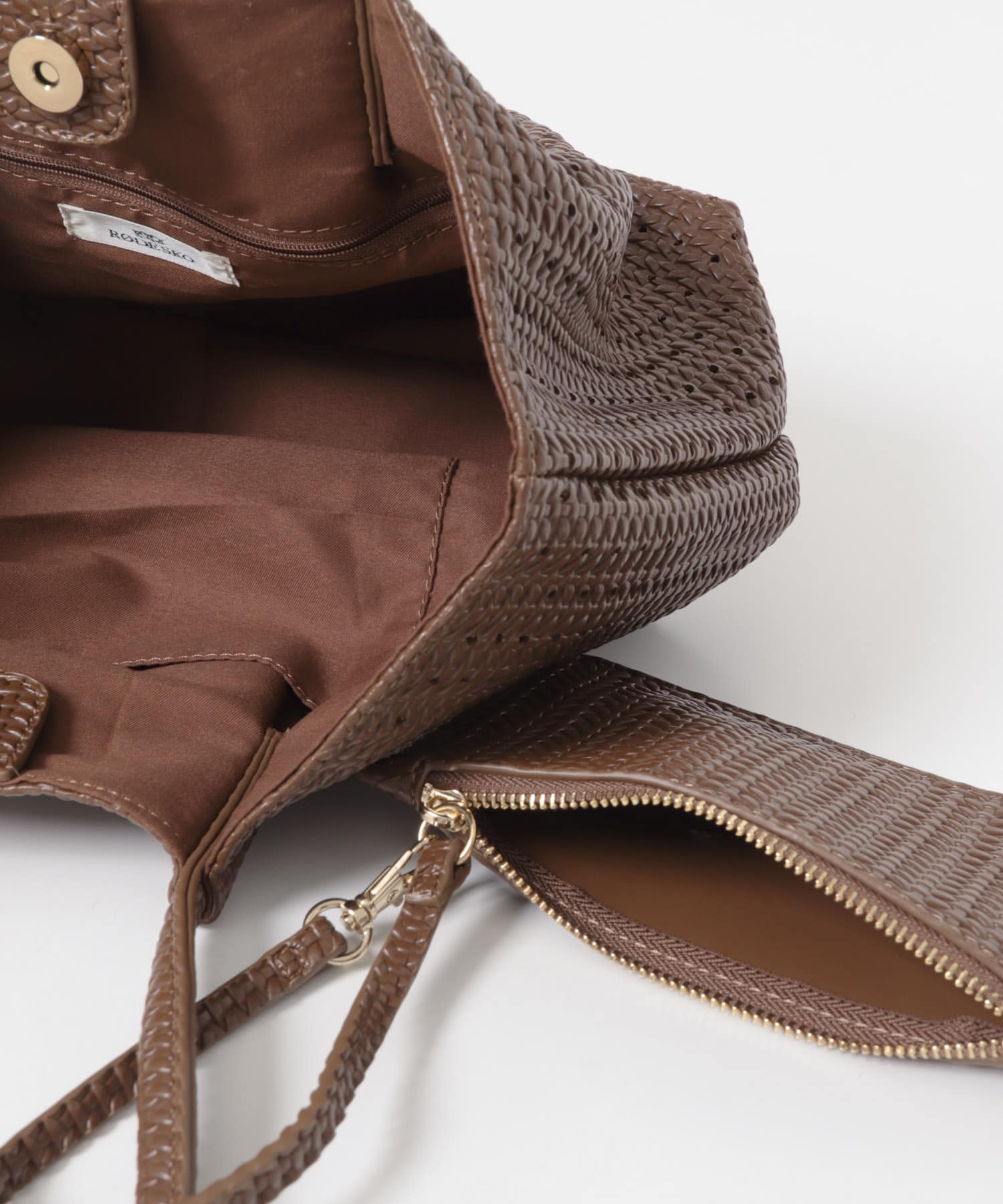 ポーチ付パンチングミドルトートバッグ BROWN One