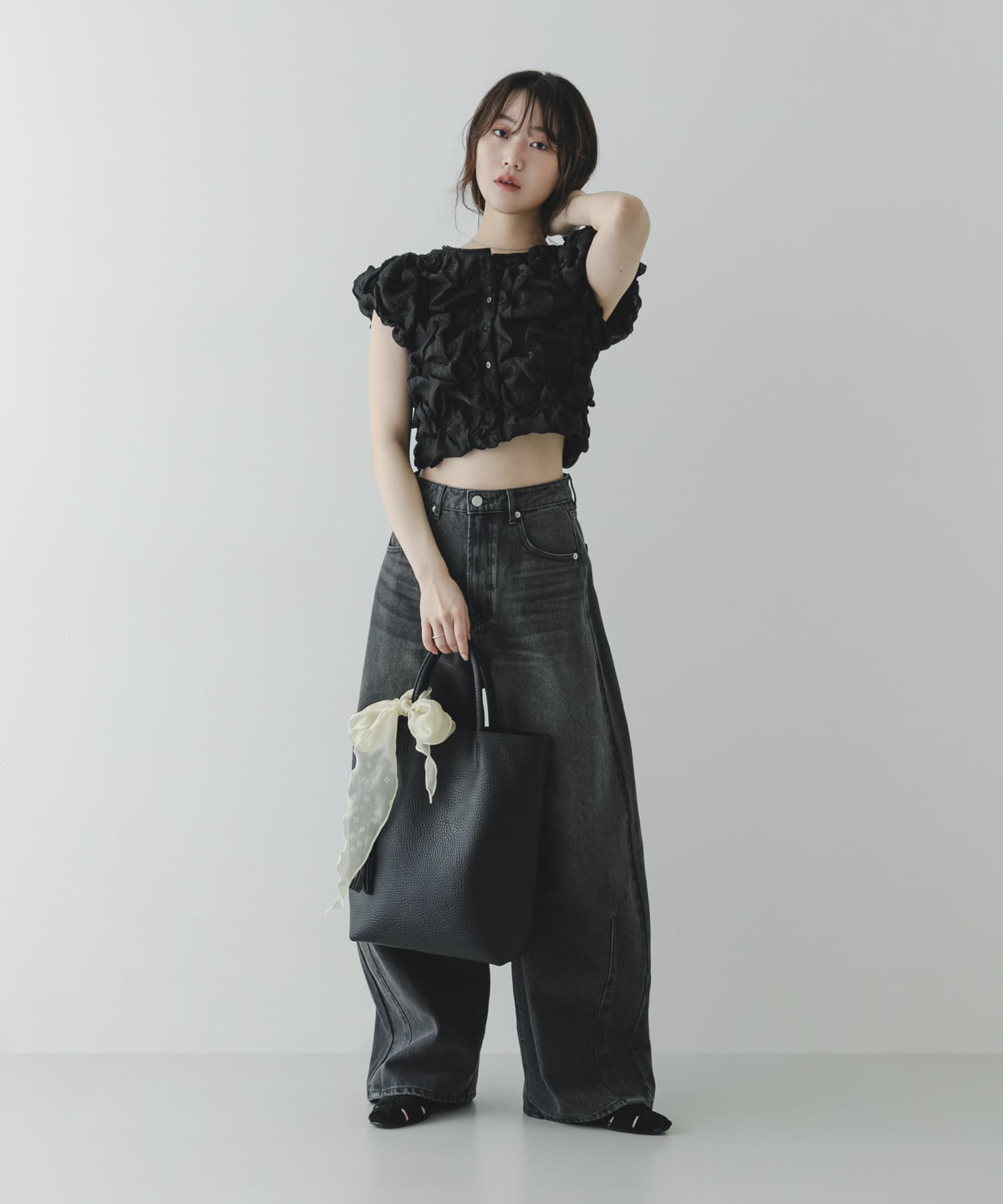 『縦型』タッセル軽量2WAYタテナガトートバッグ BLACK One