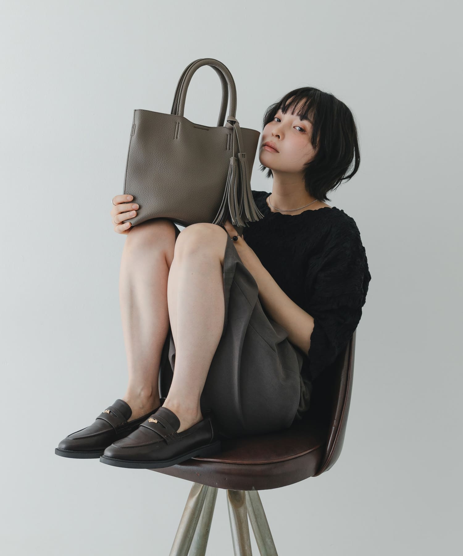 『Sサイズ』タッセル軽量2WAYプチトートバッグ GRAYSH One