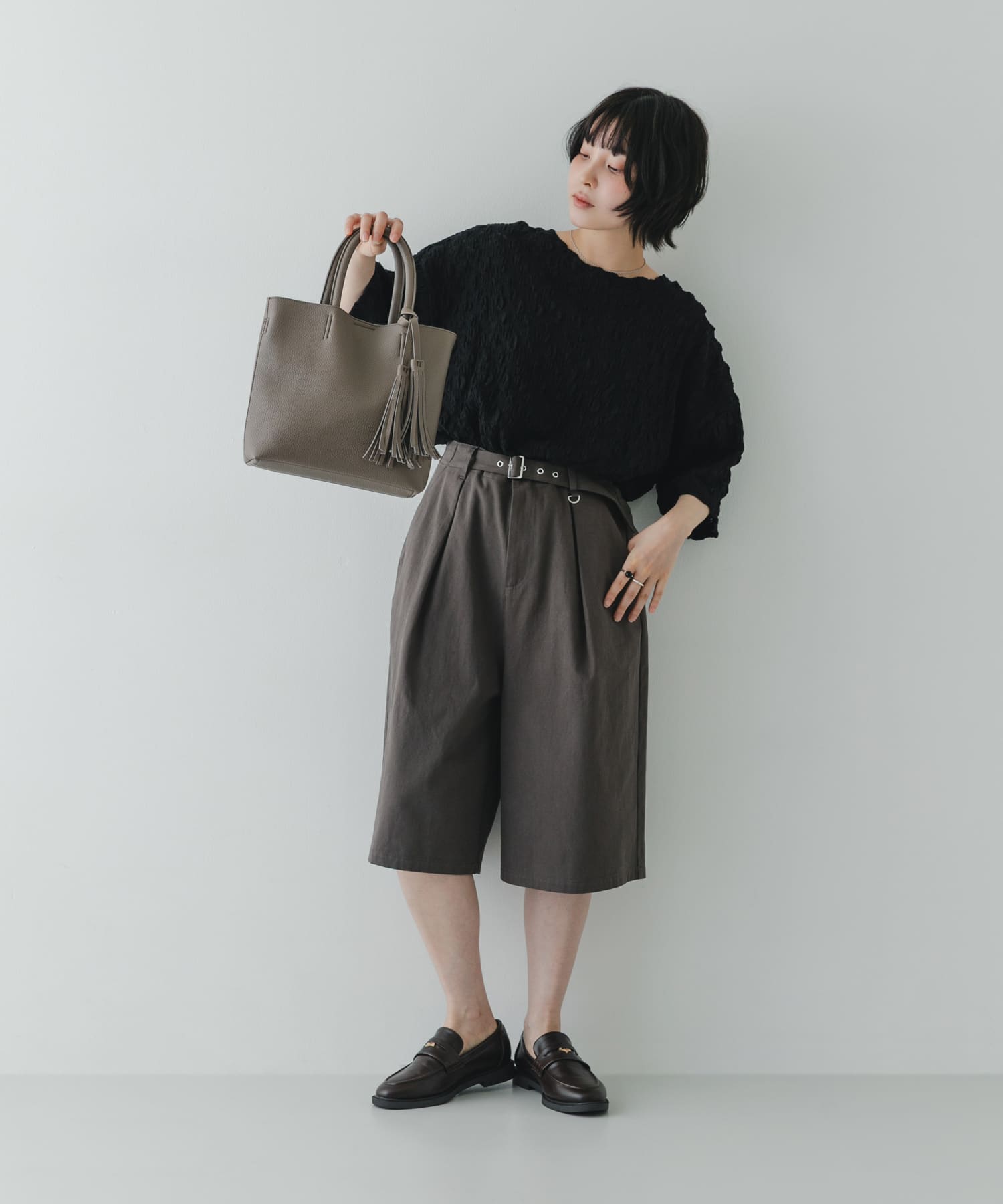 『Sサイズ』タッセル軽量2WAYプチトートバッグ GRAYSH One