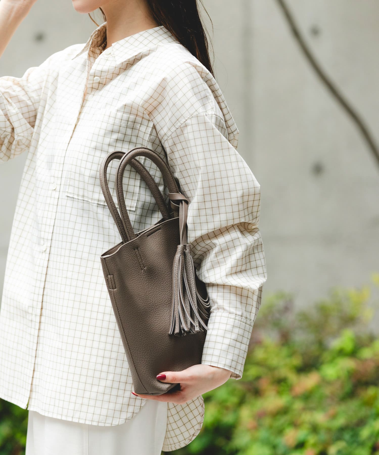 『Sサイズ』タッセル軽量2WAYプチトートバッグ GRAYSH One