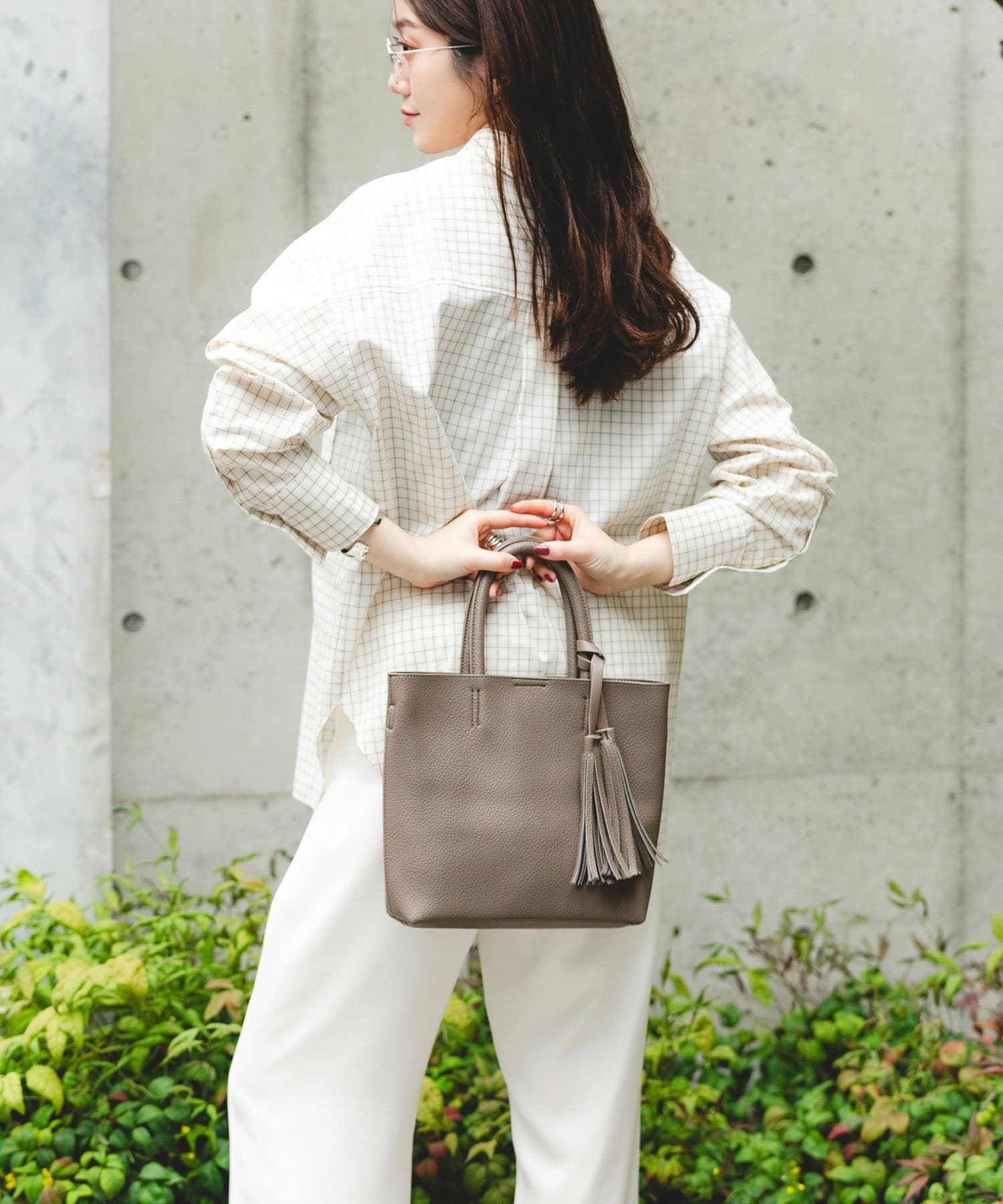 『Sサイズ』タッセル軽量2WAYプチトートバッグ GRAYSH One