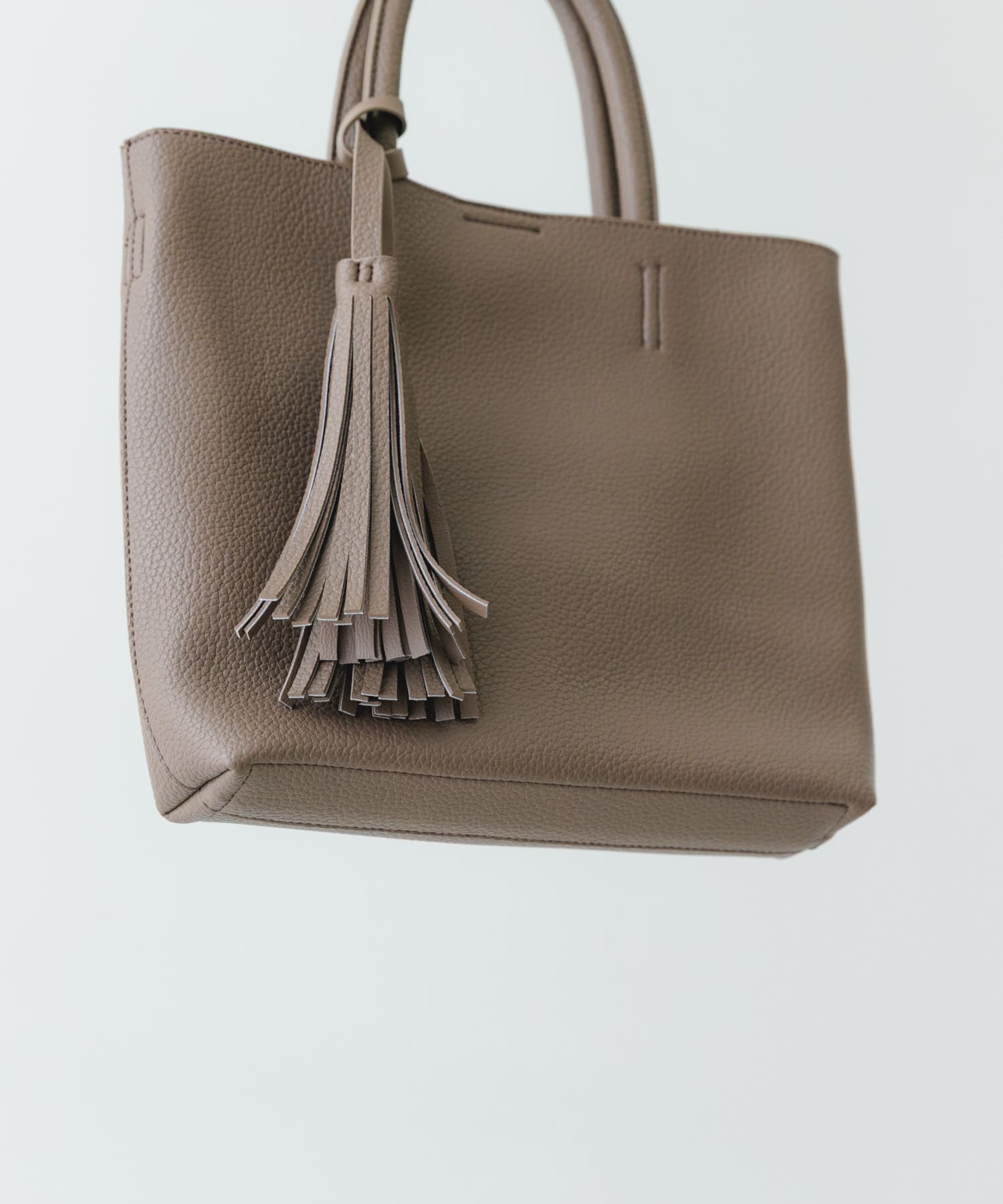 『Sサイズ』タッセル軽量2WAYプチトートバッグ GRAYSH One