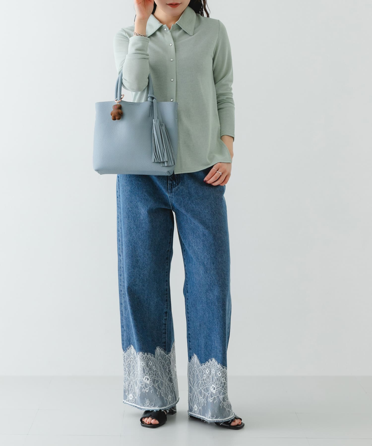 『Sサイズ』タッセル軽量2WAYプチトートバッグ SAX One