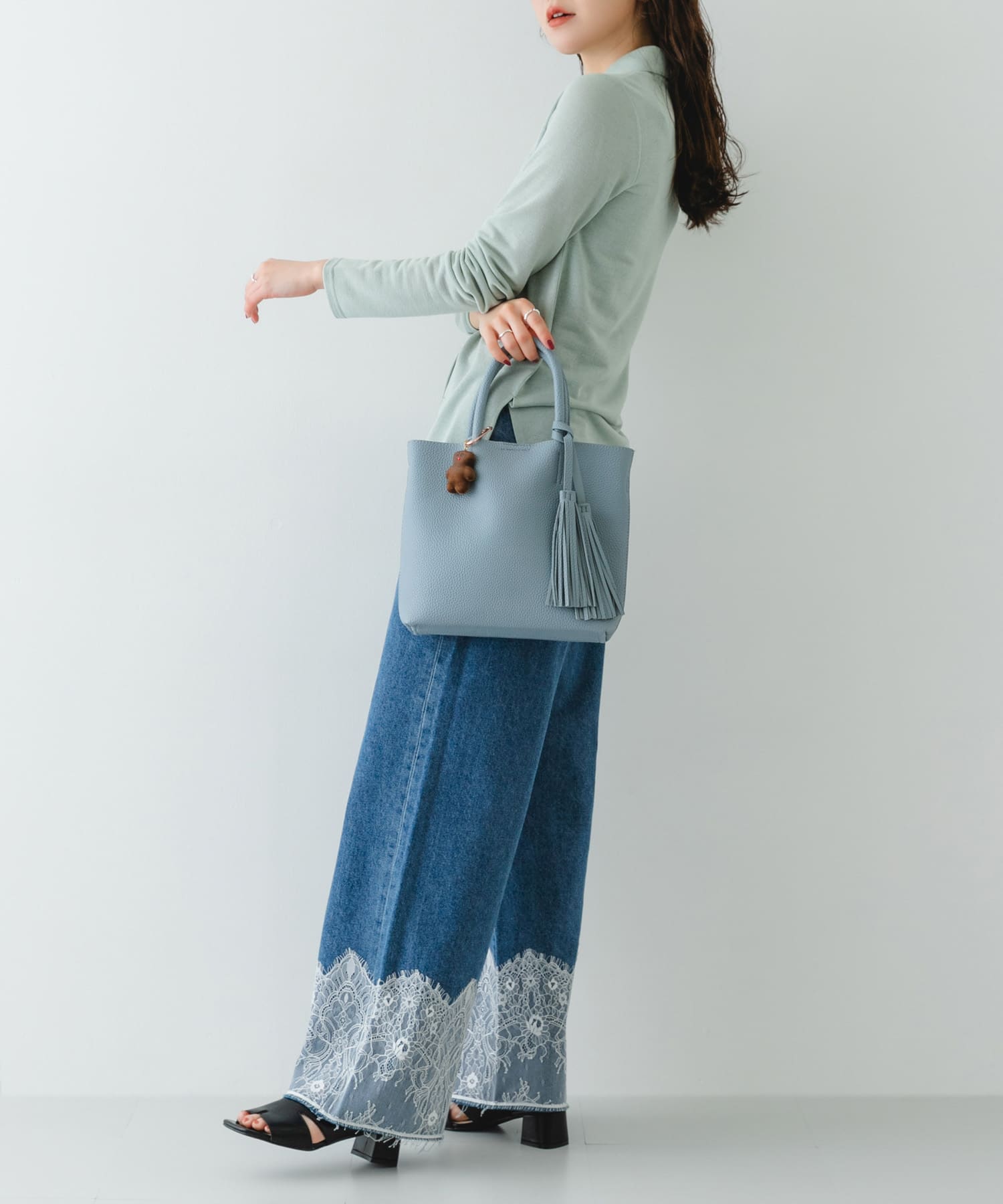 『Sサイズ』タッセル軽量2WAYプチトートバッグ SAX One