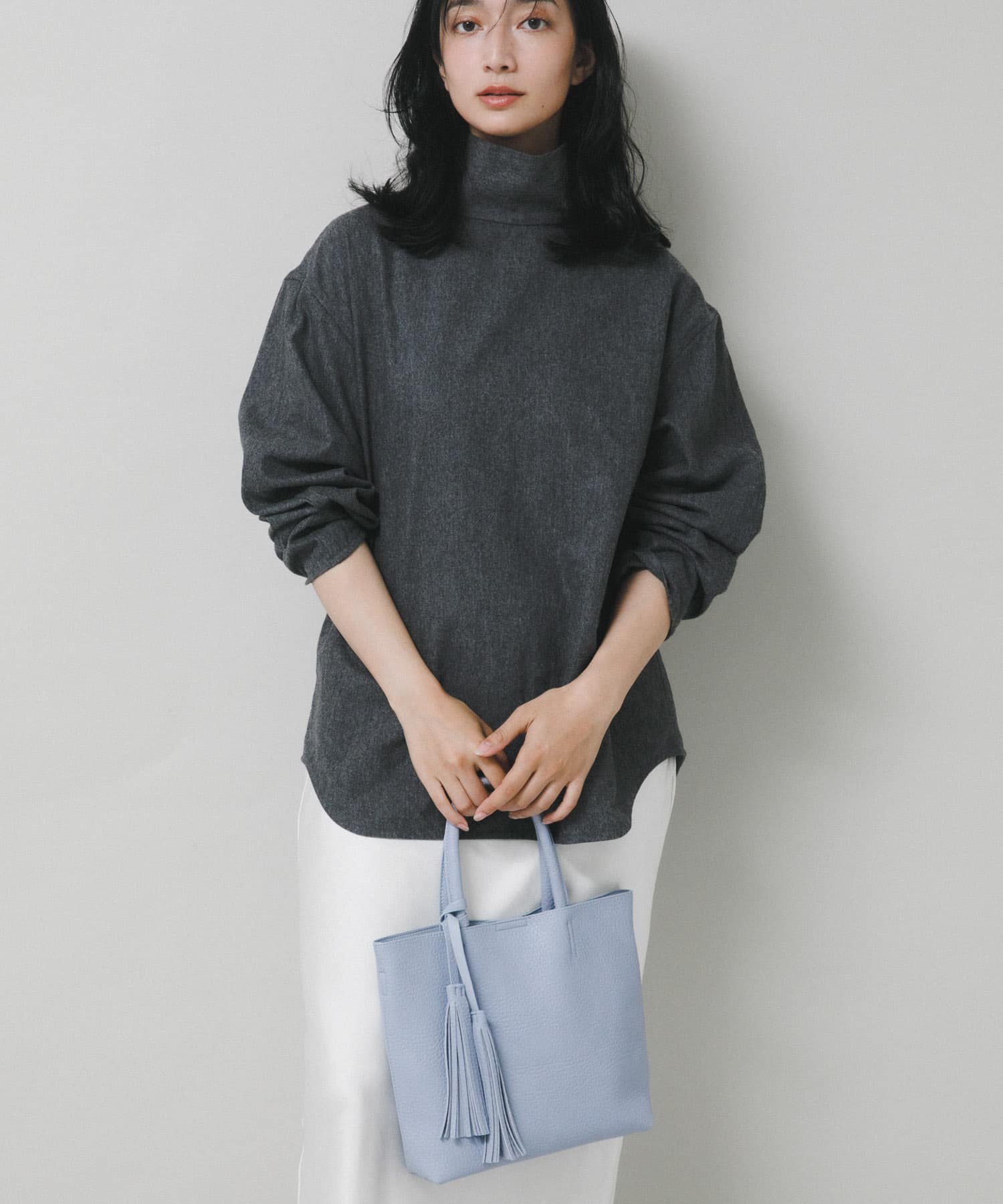 『Sサイズ』タッセル軽量2WAYプチトートバッグ L.BLUE One