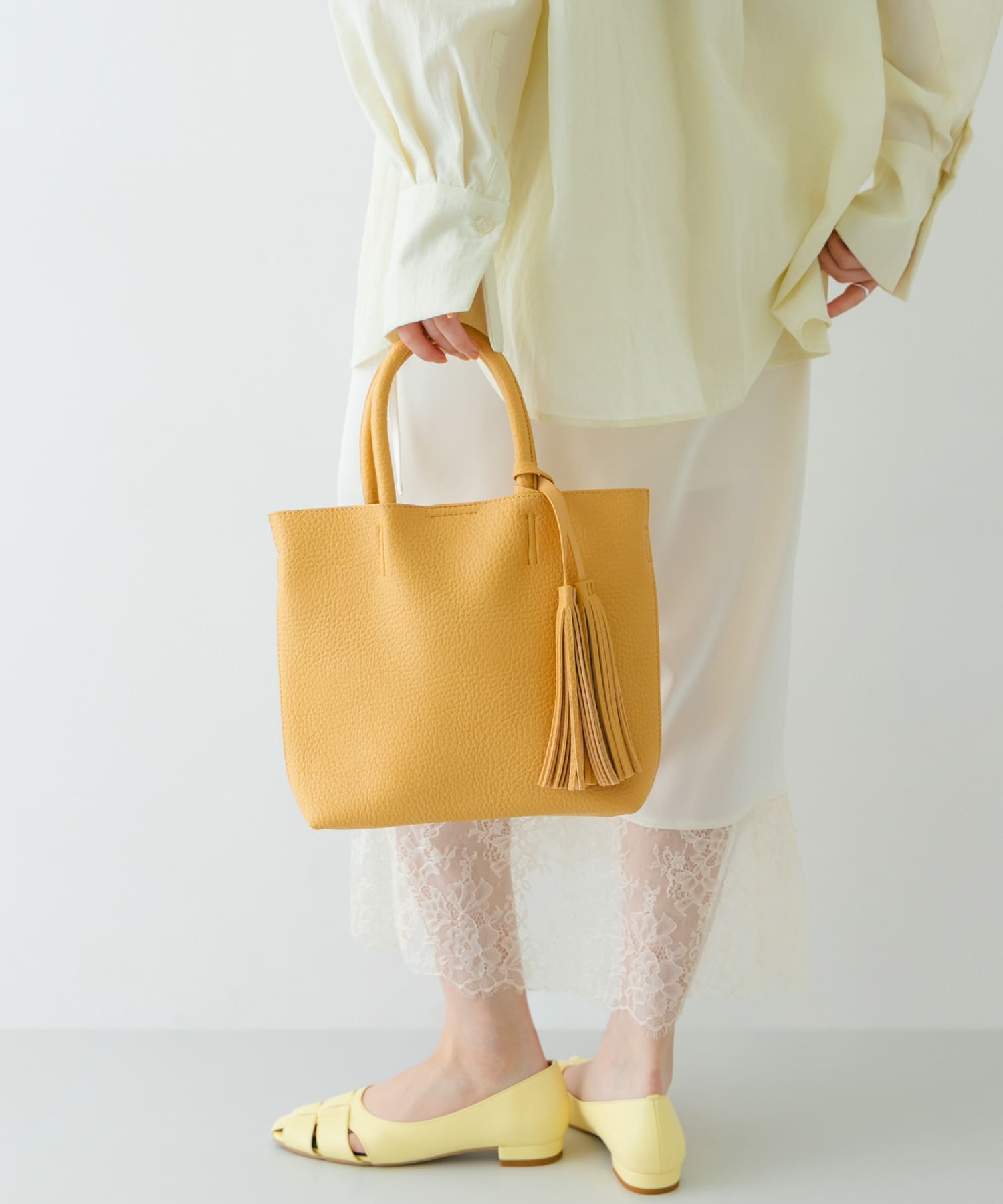 『Sサイズ』タッセル軽量2WAYプチトートバッグ EGG One