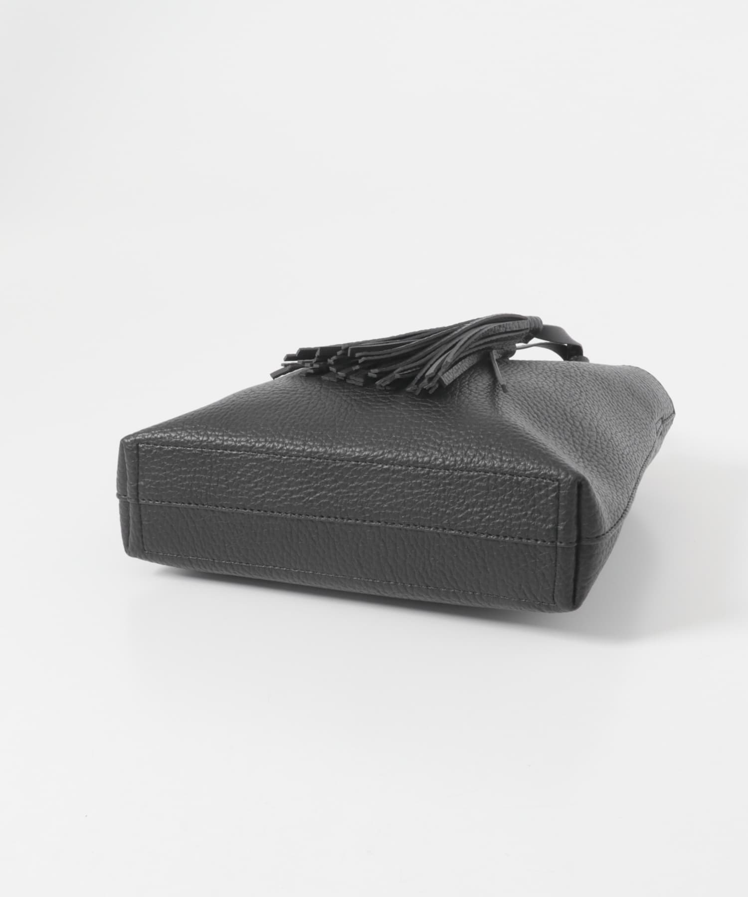 『Sサイズ』タッセル軽量2WAYプチトートバッグ BLACK One