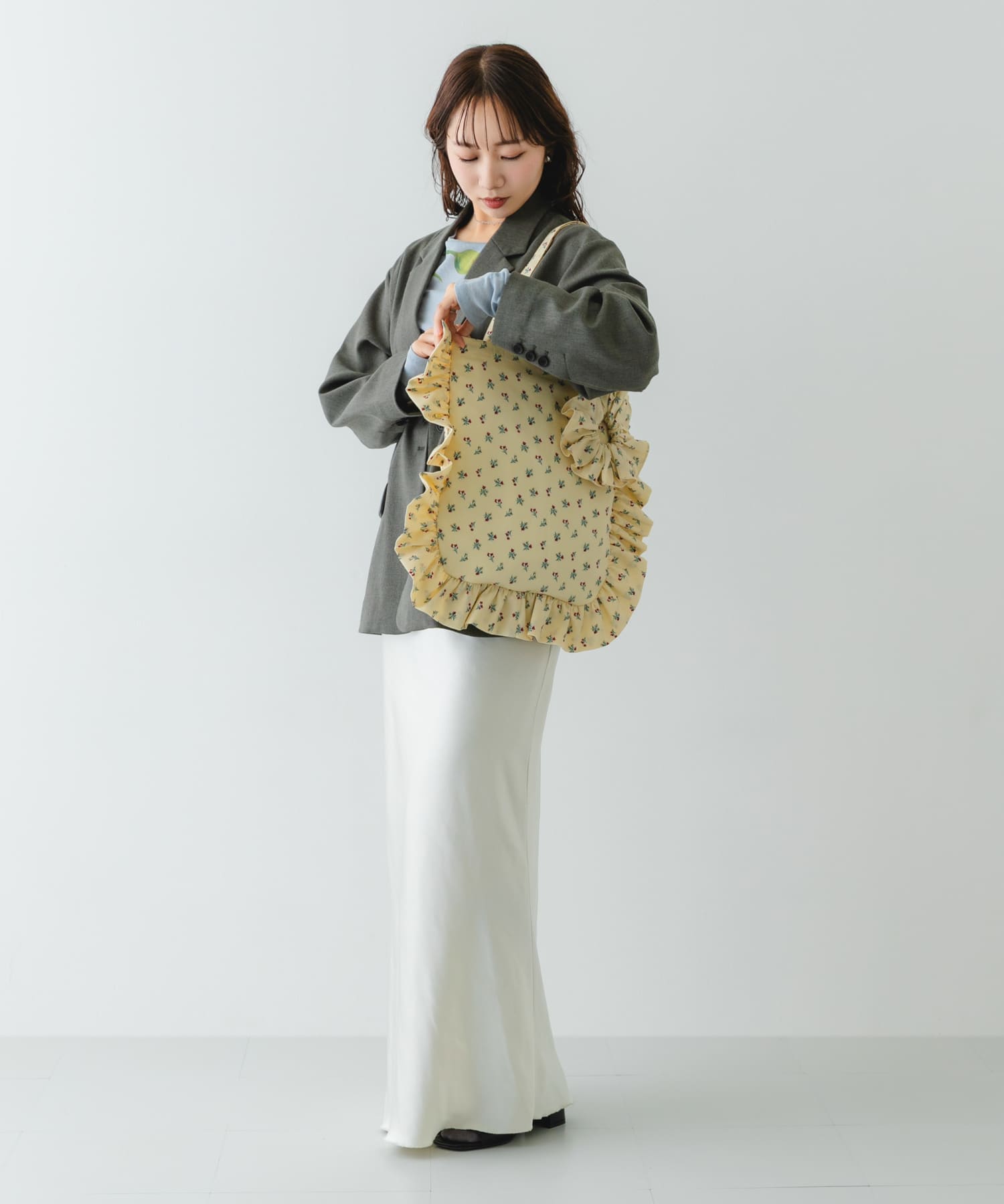 シュシュセットサイドフリルトート CRM/FLOWER One