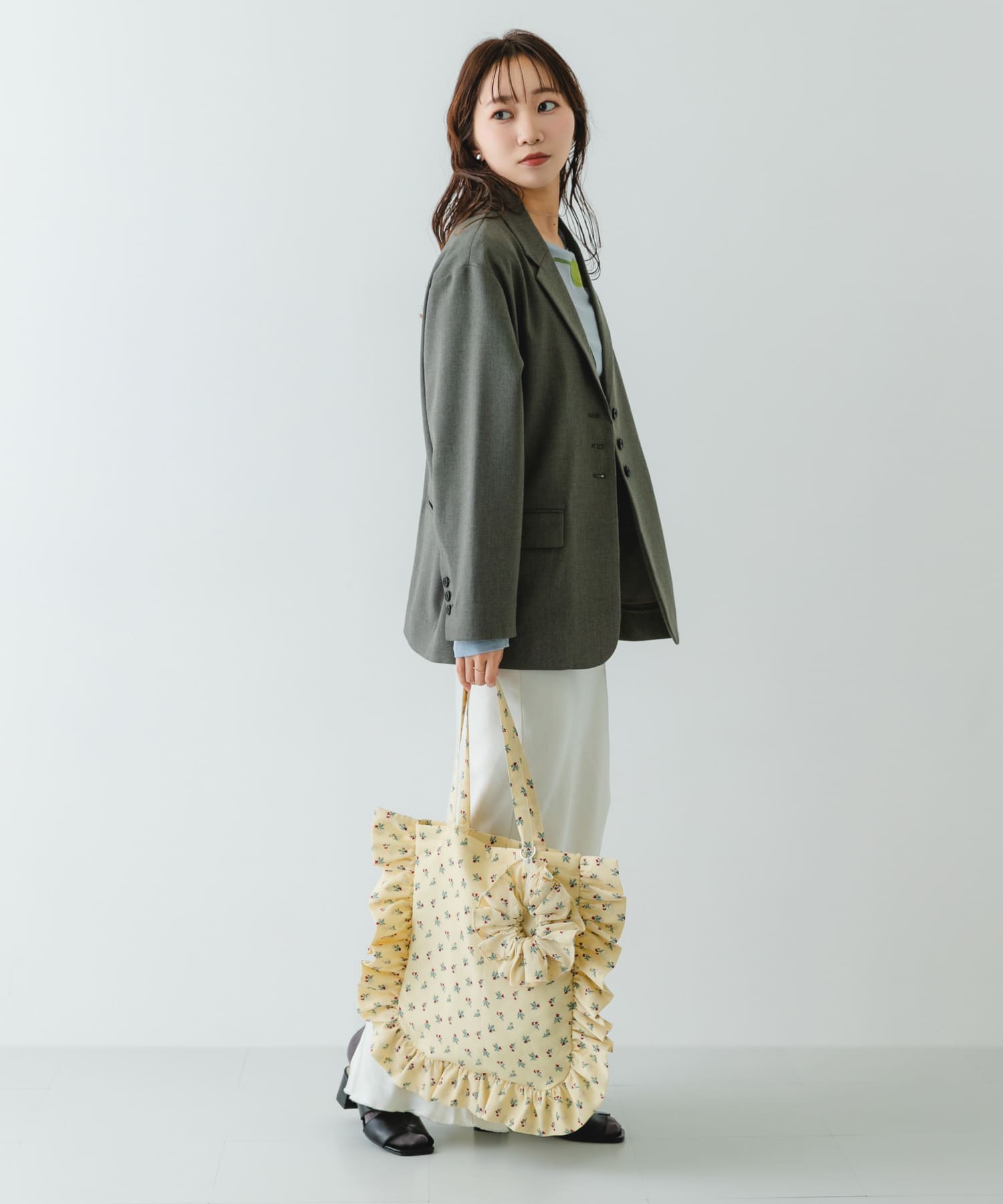 シュシュセットサイドフリルトート CRM/FLOWER One