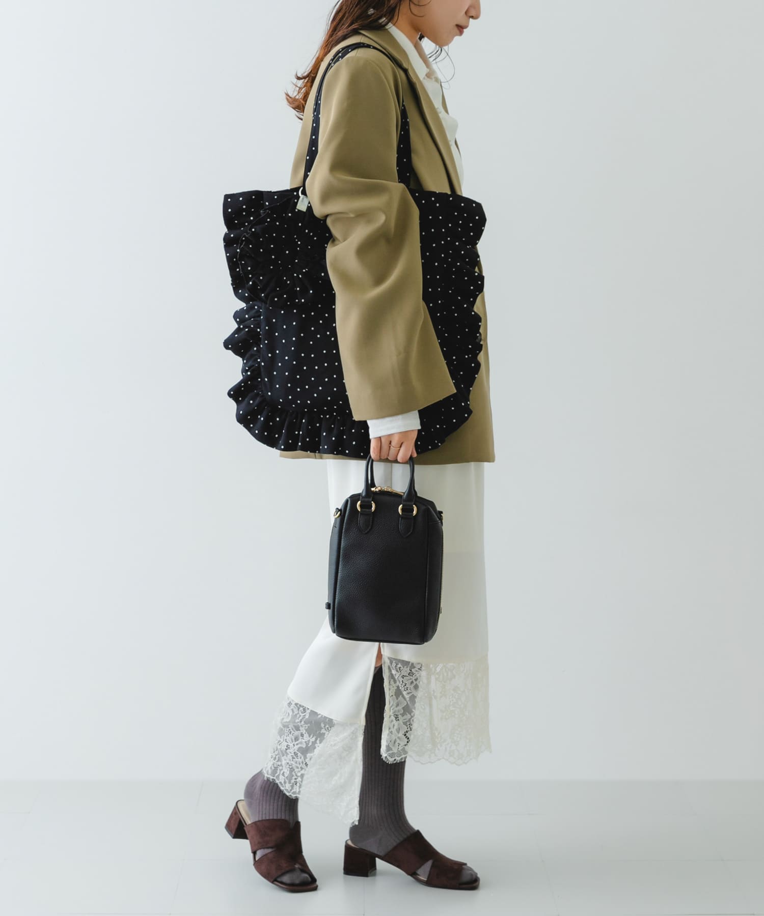 シュシュセットサイドフリルトート BLK/DOT One
