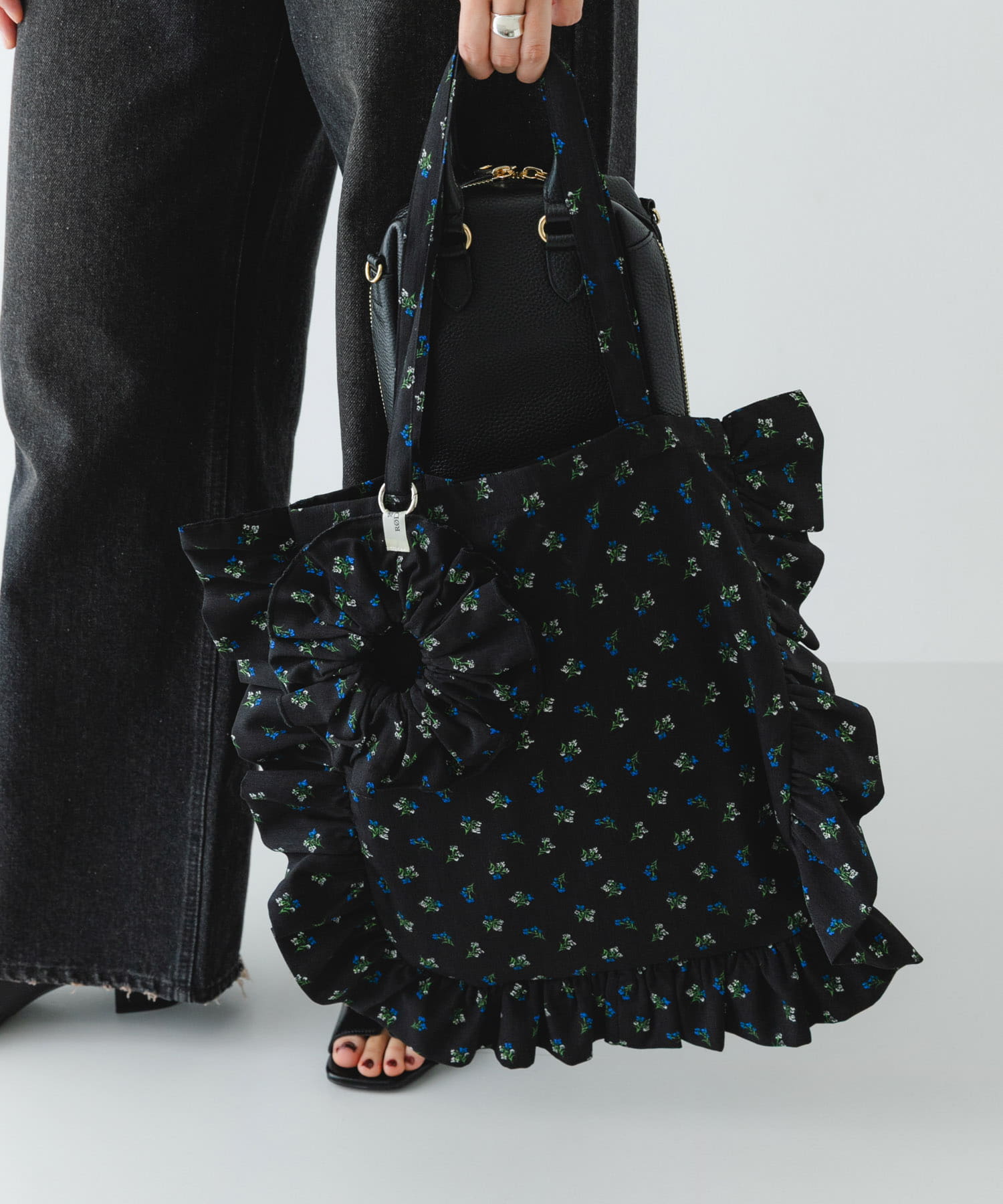 BLK/FLOWER