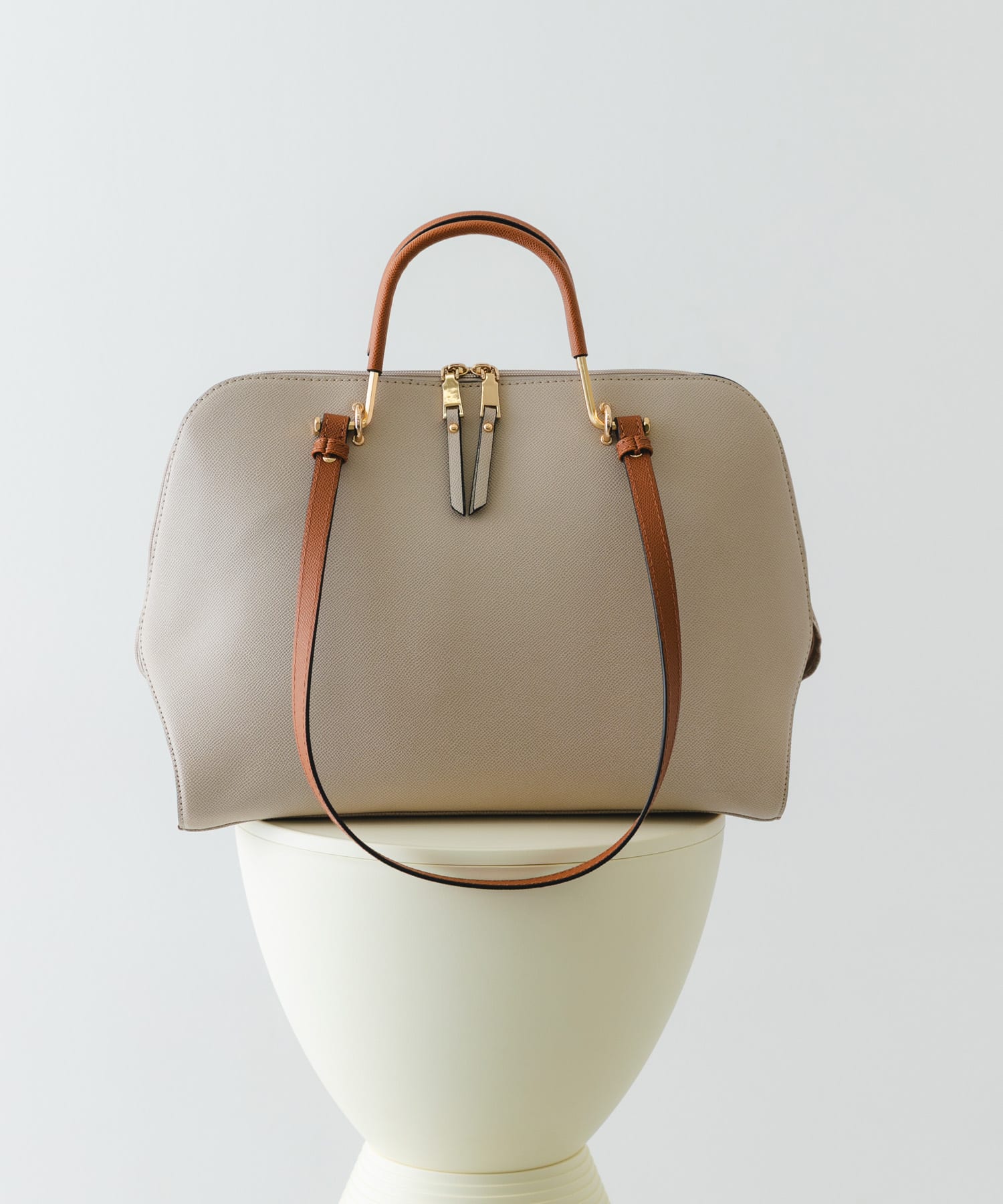 『インフルエンサーayaさんコラボ』2WAYハンドバッグ L.BEIGE One
