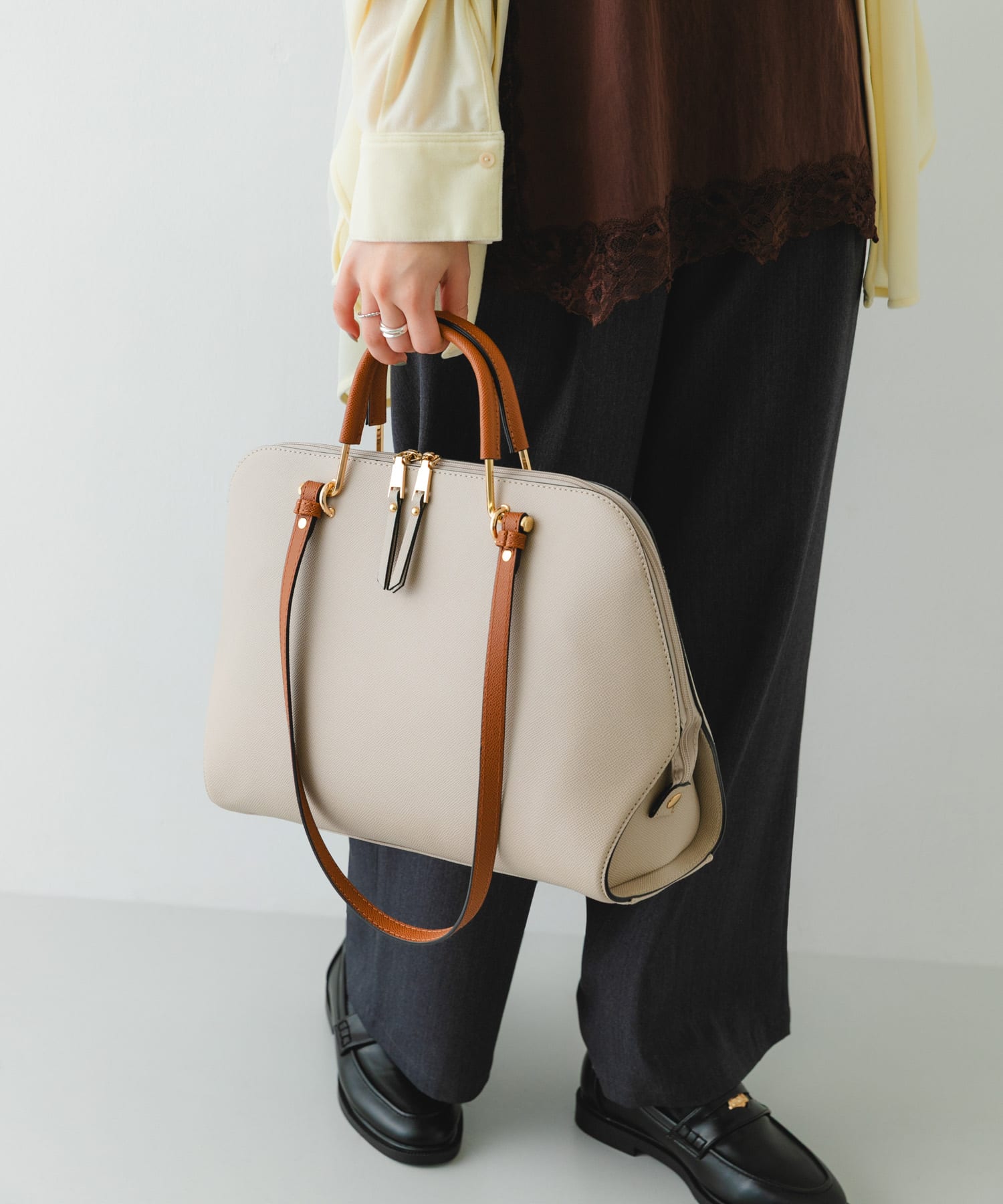 『インフルエンサーayaさんコラボ』2WAYハンドバッグ L.BEIGE One