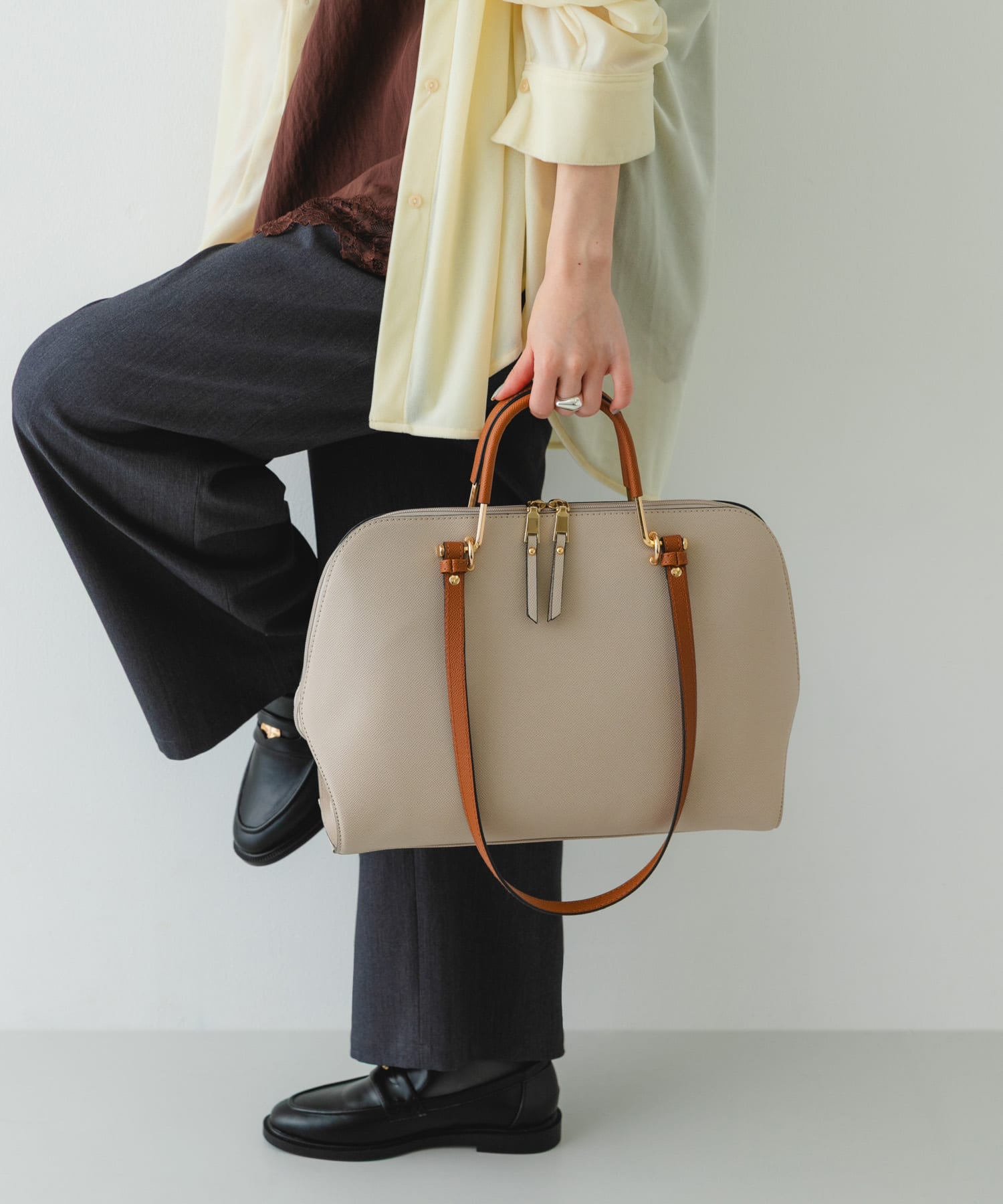 『インフルエンサーayaさんコラボ』2WAYハンドバッグ L.BEIGE One