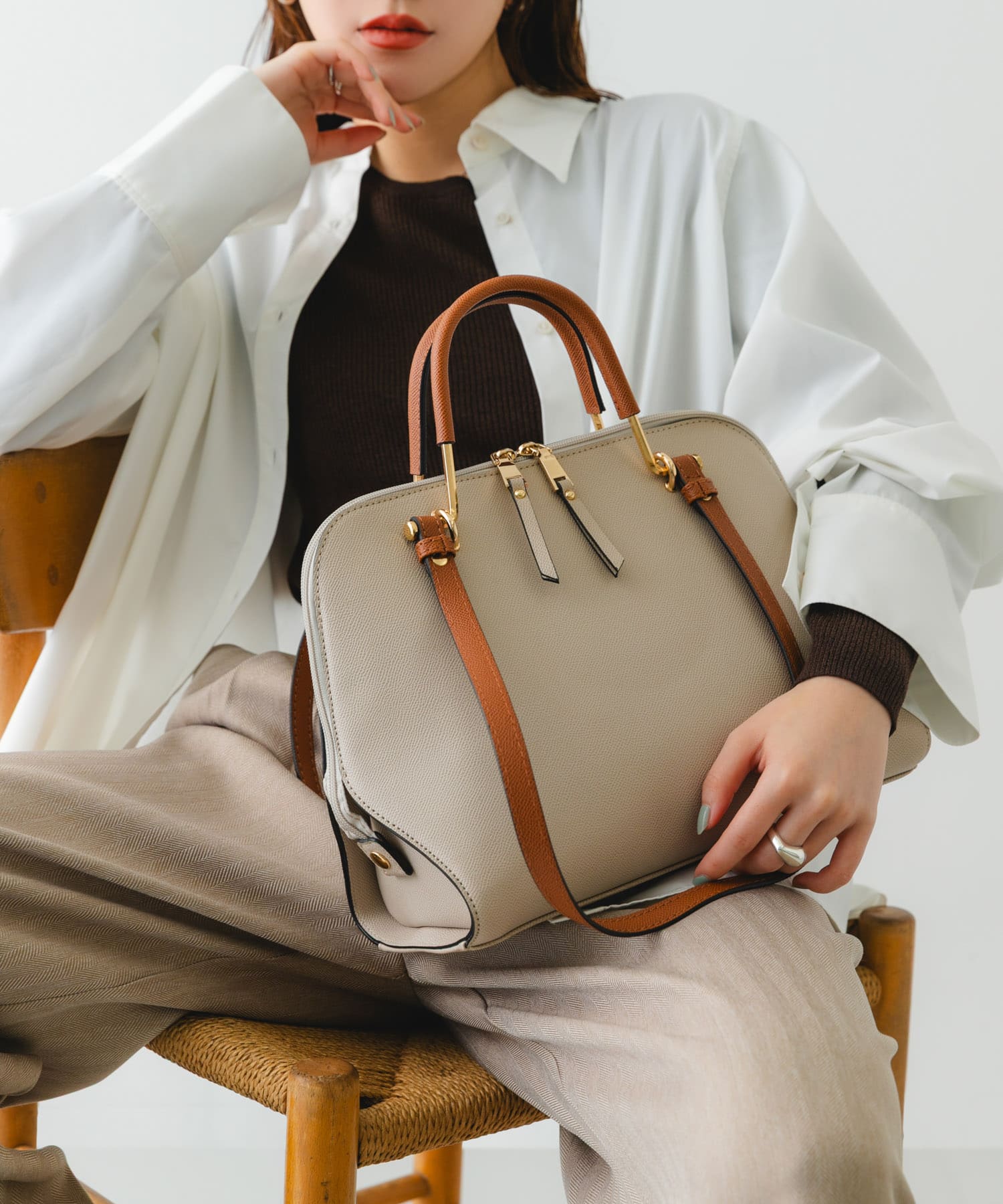 『インフルエンサーayaさんコラボ』プチ2WAYハンドバッグ L.BEIGE One
