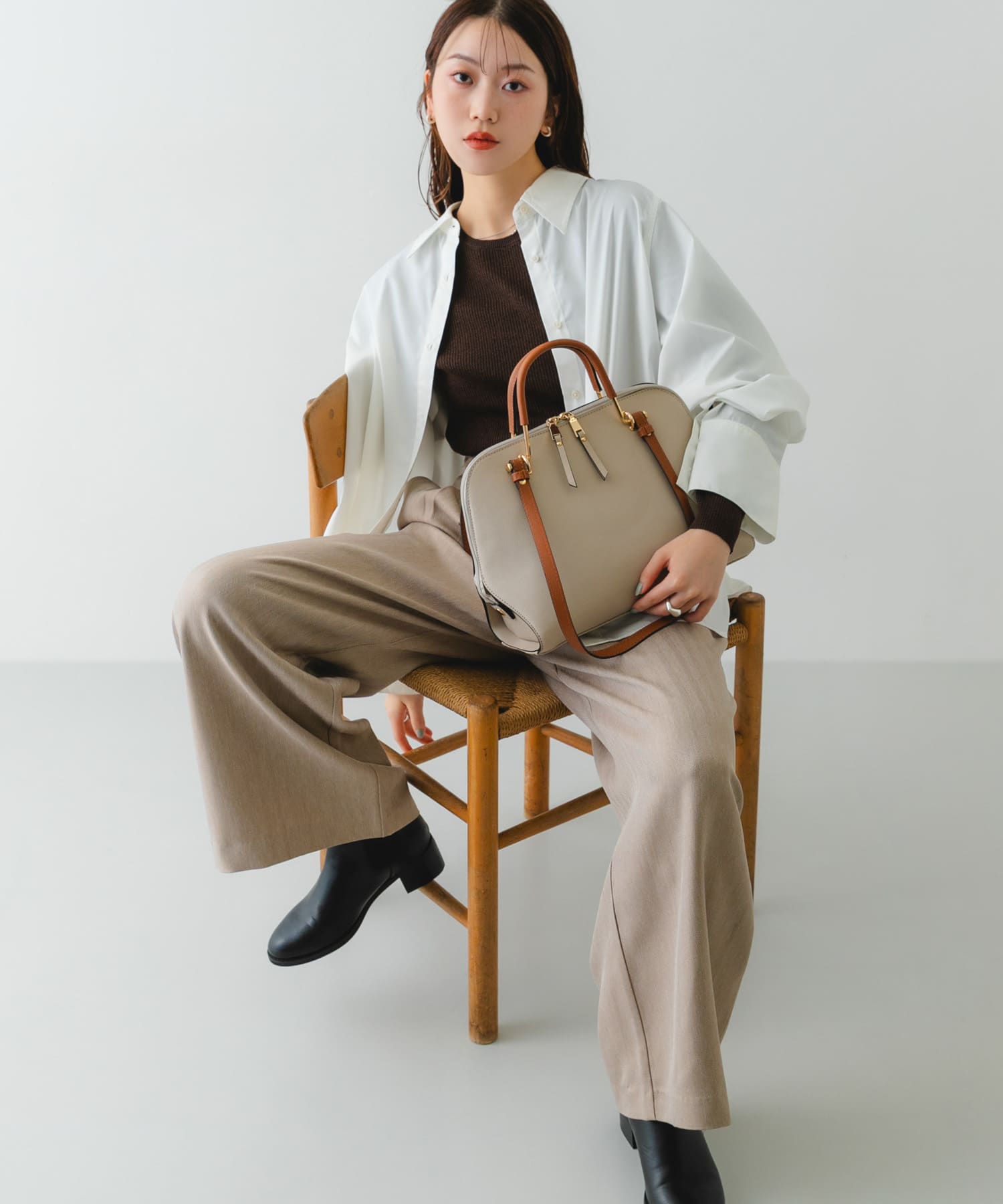 『インフルエンサーayaさんコラボ』プチ2WAYハンドバッグ L.BEIGE One