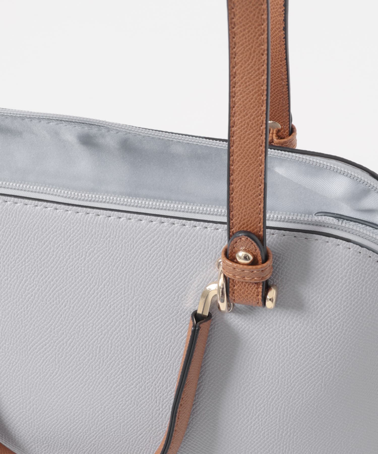 『インフルエンサーayaさんコラボ』プチ2WAYハンドバッグ BLUE GRAY One