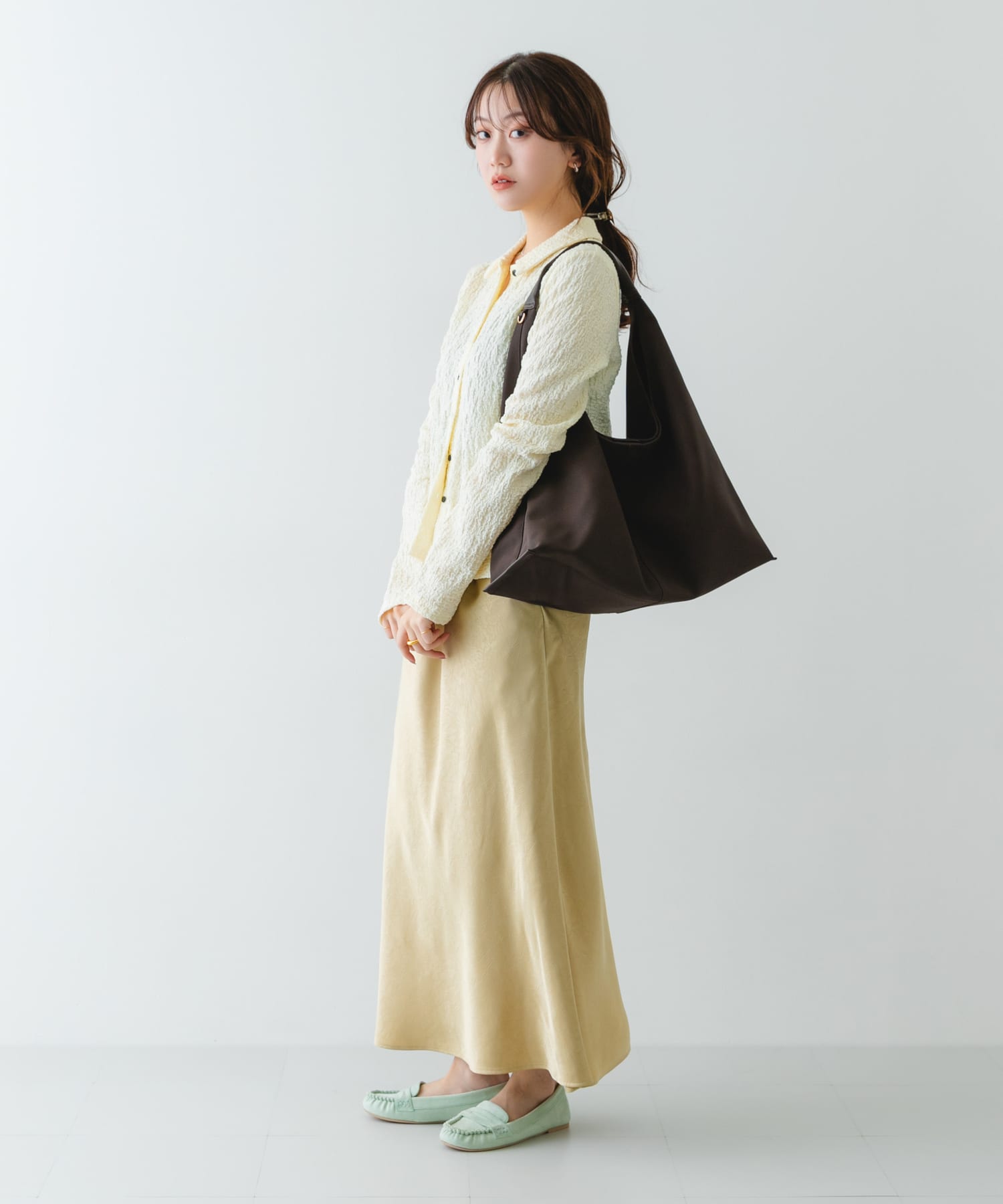 スエード調ワンハンドルトートバッグ BROWN One