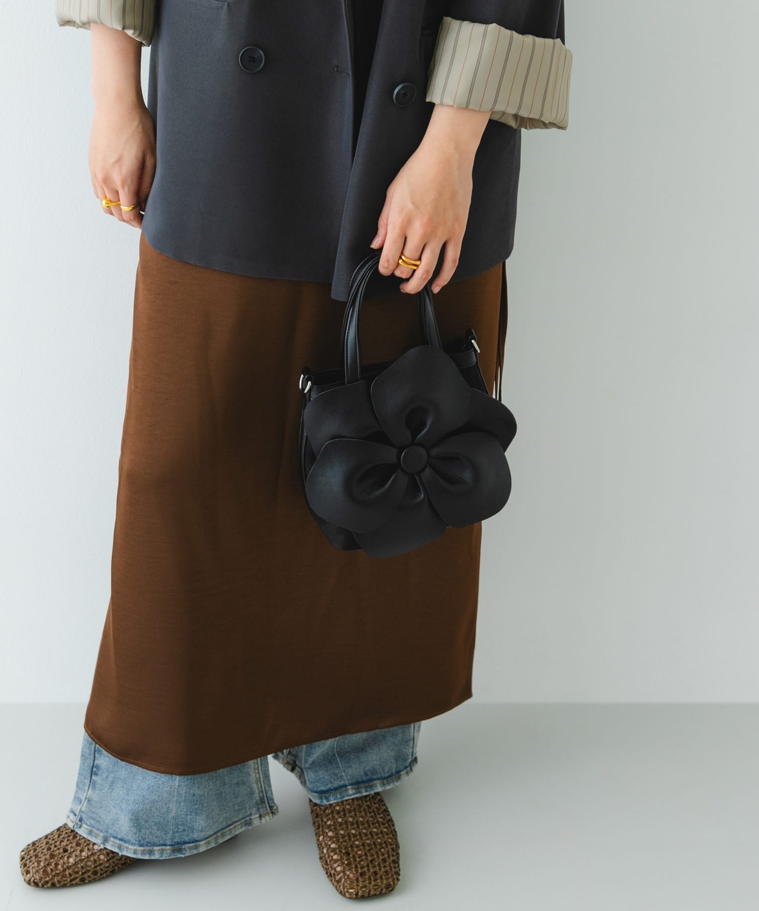 フラワーモチーフシアーバッグ BLACK One