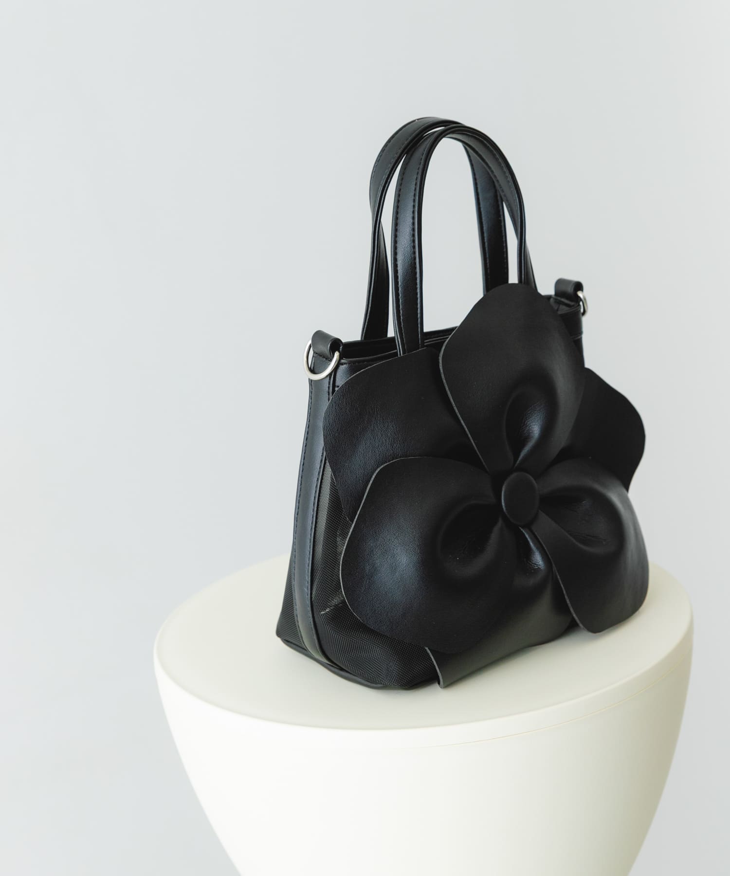フラワーモチーフシアーバッグ BLACK One