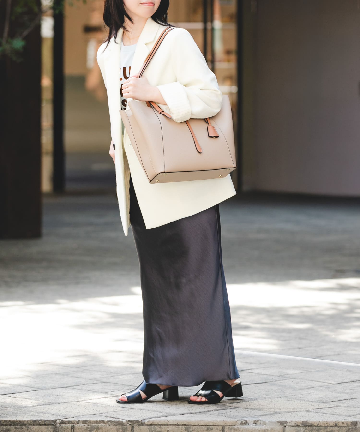 チャーム付A4トートバッグ SAND BEIGE one