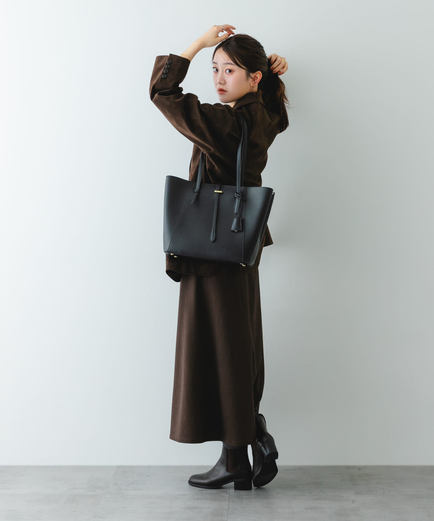 チャーム付A4トートバッグ BLACK one