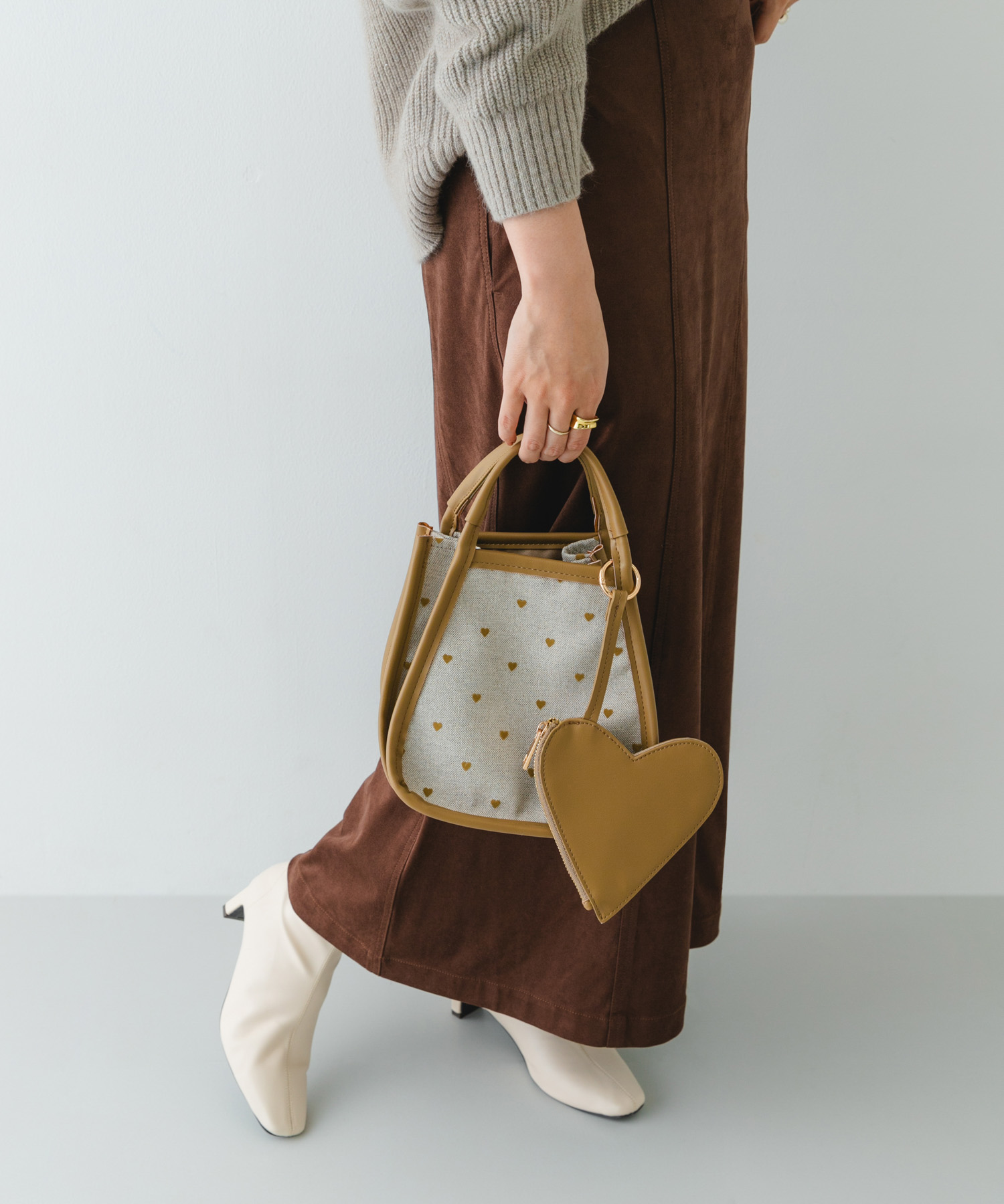 ハートキャンバスバッグ BEIGE one