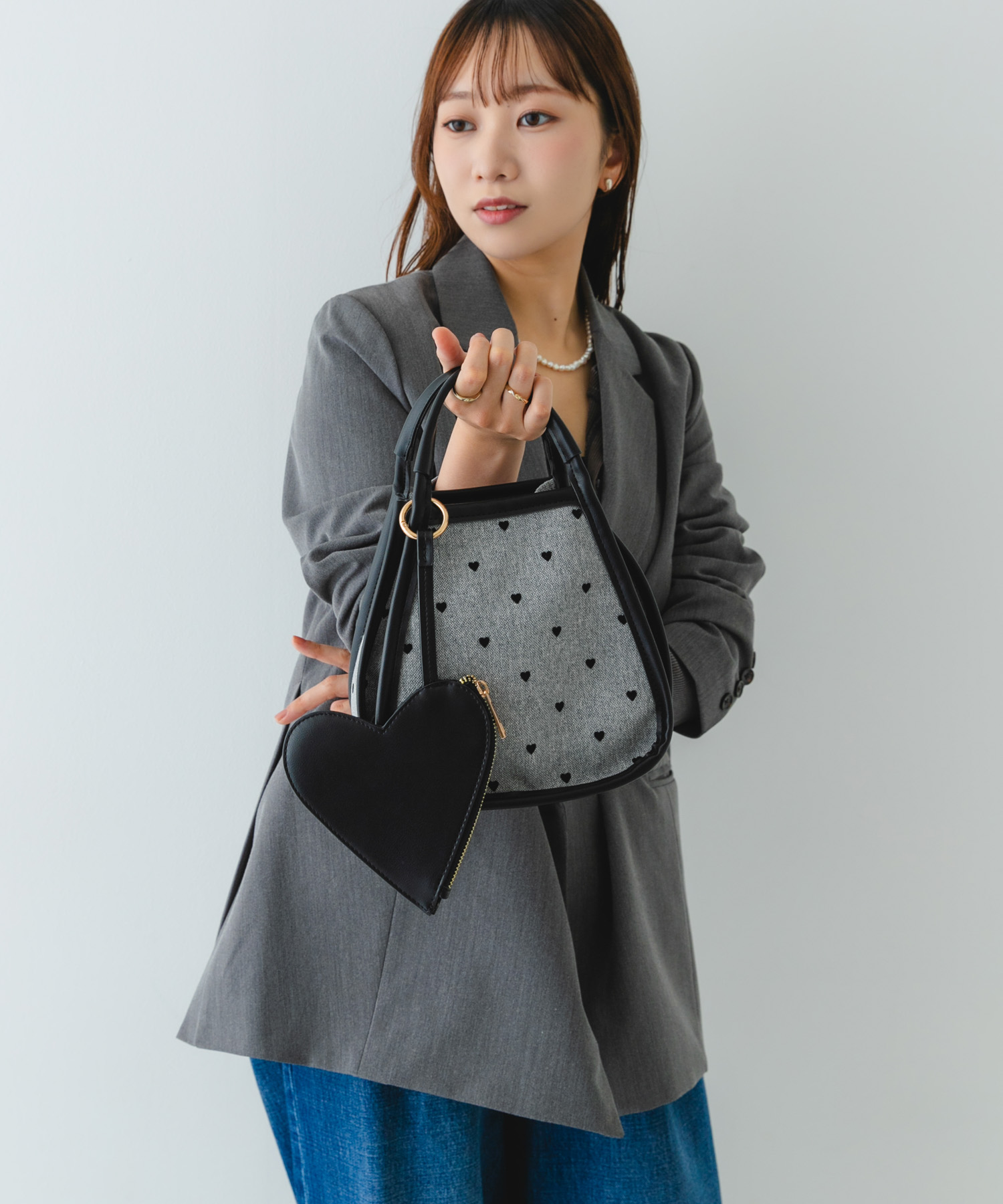 ハートキャンバスバッグ BLACK one