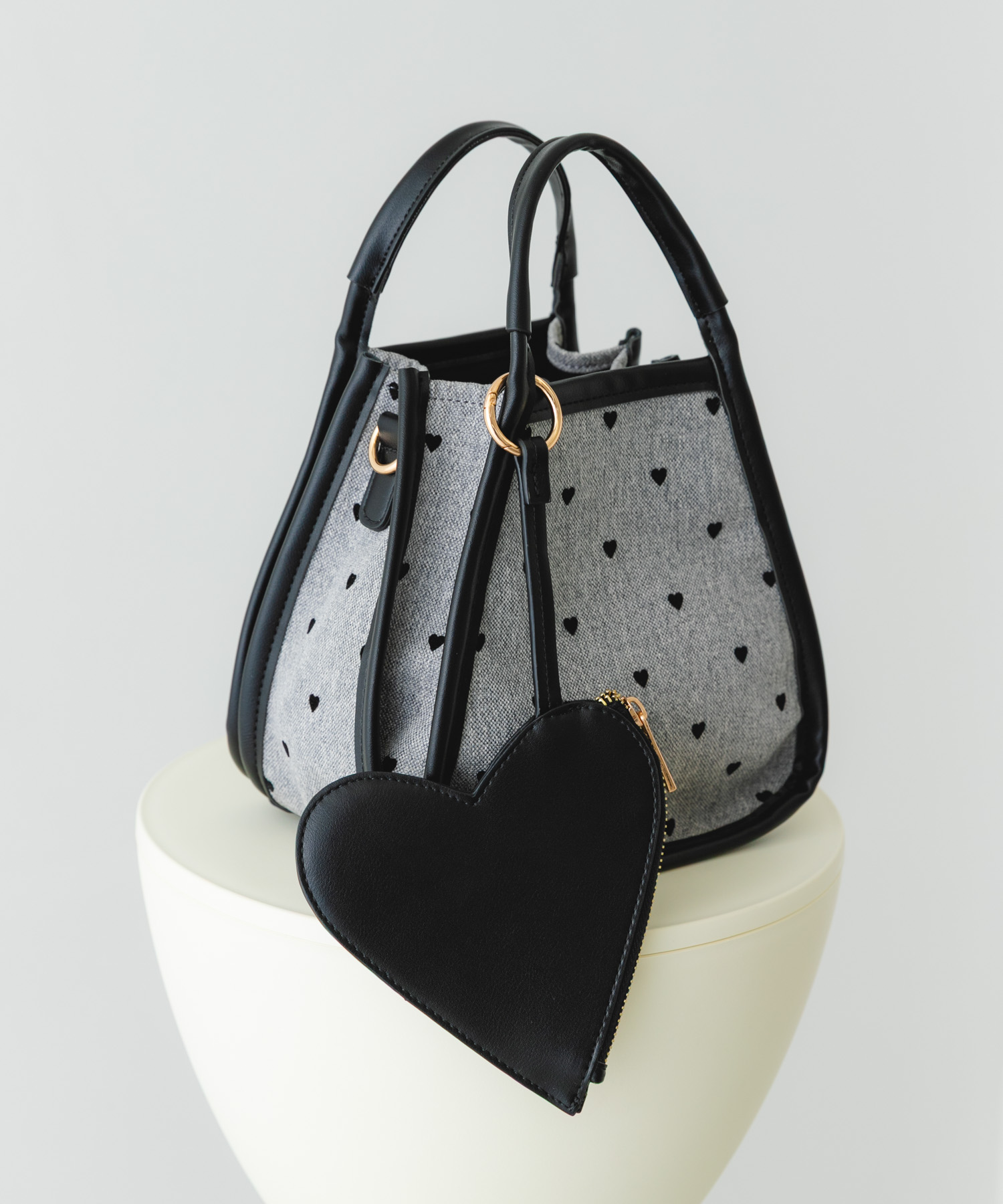 ハートキャンバスバッグ BLACK one